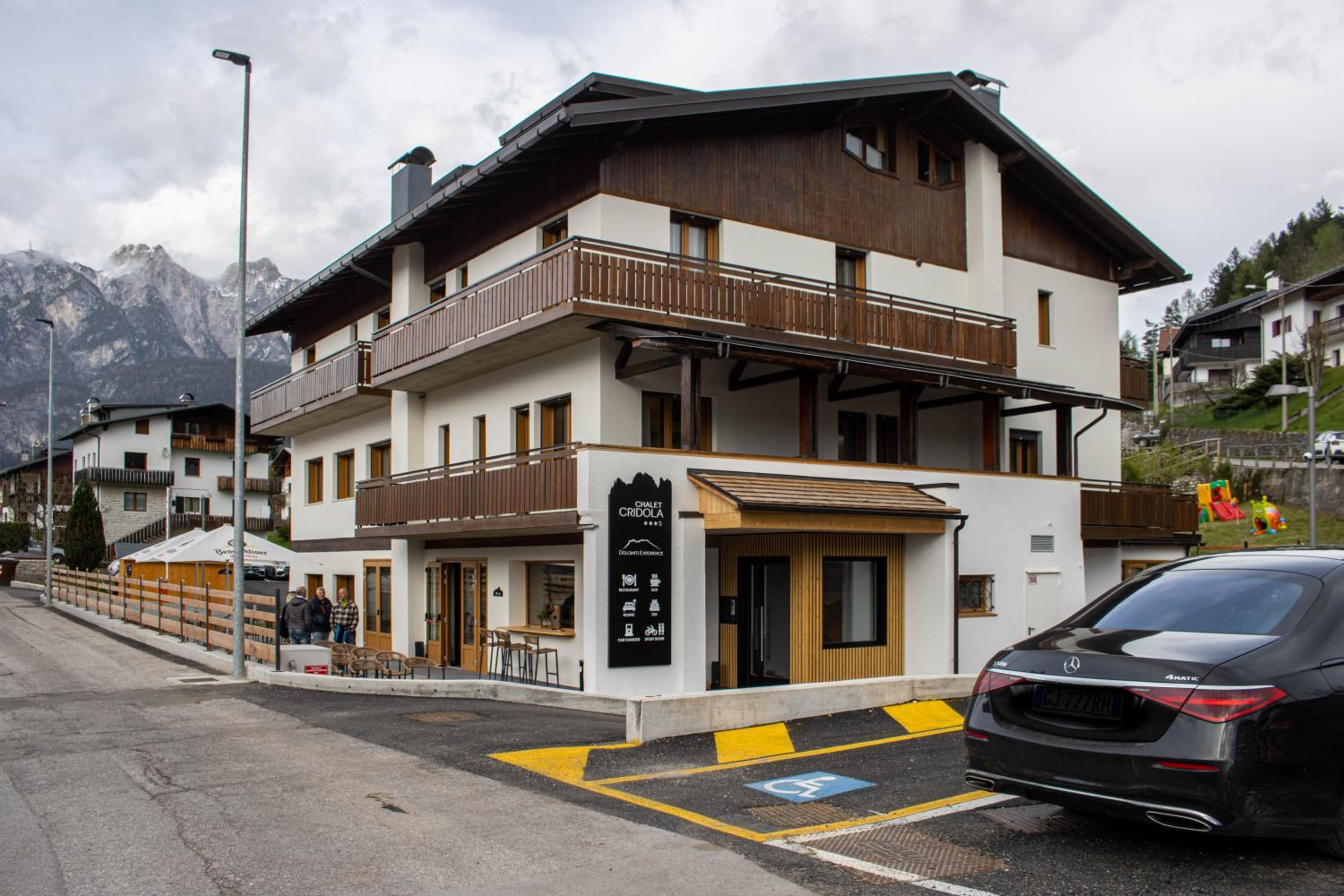 Hotel Chalet Cridola Dolomiti Experience - Image 1