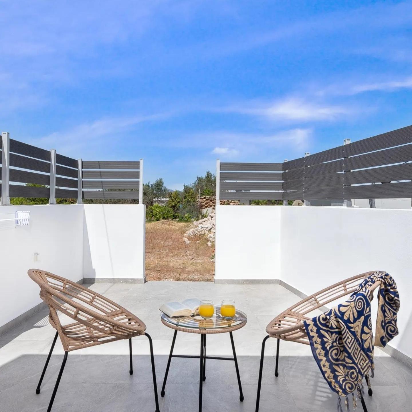 Kimia Luxury Apartments view 3