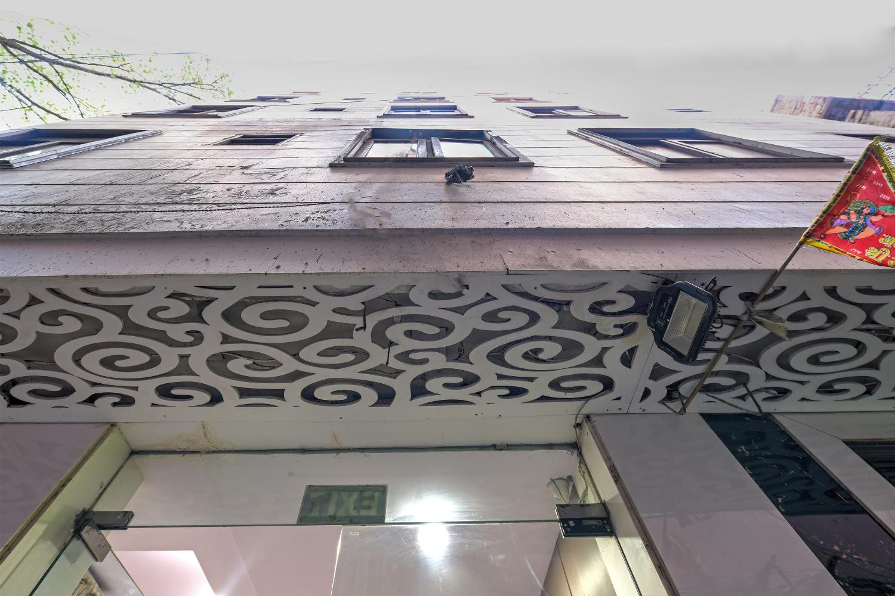 Hotel Bhartiya-New Delhi Railway Station-2 minutes walk view 5