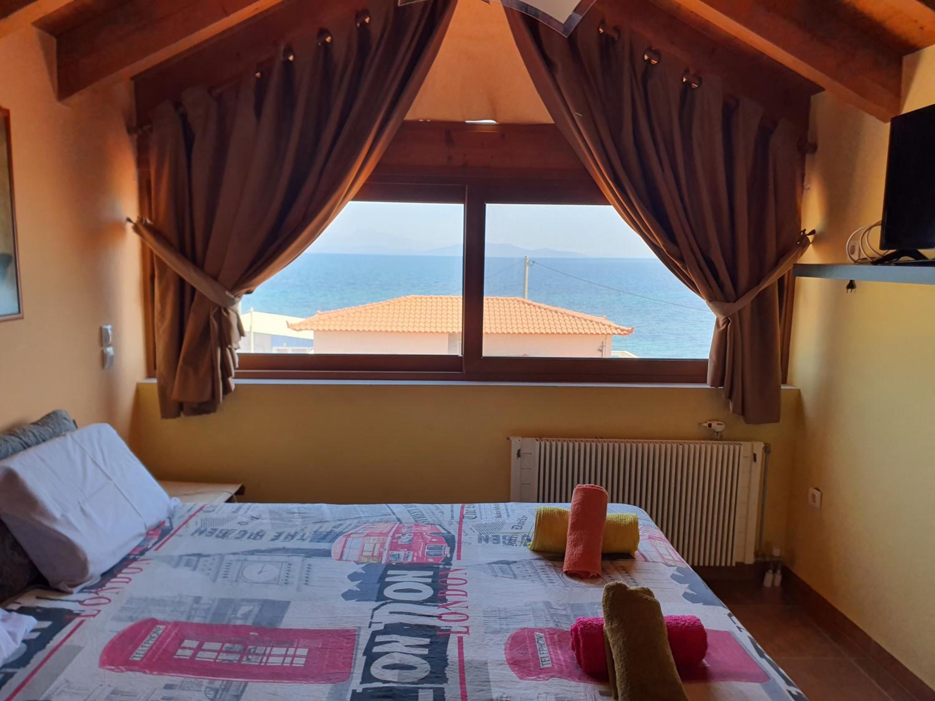 ANEMOS SURF VIEw photo 5