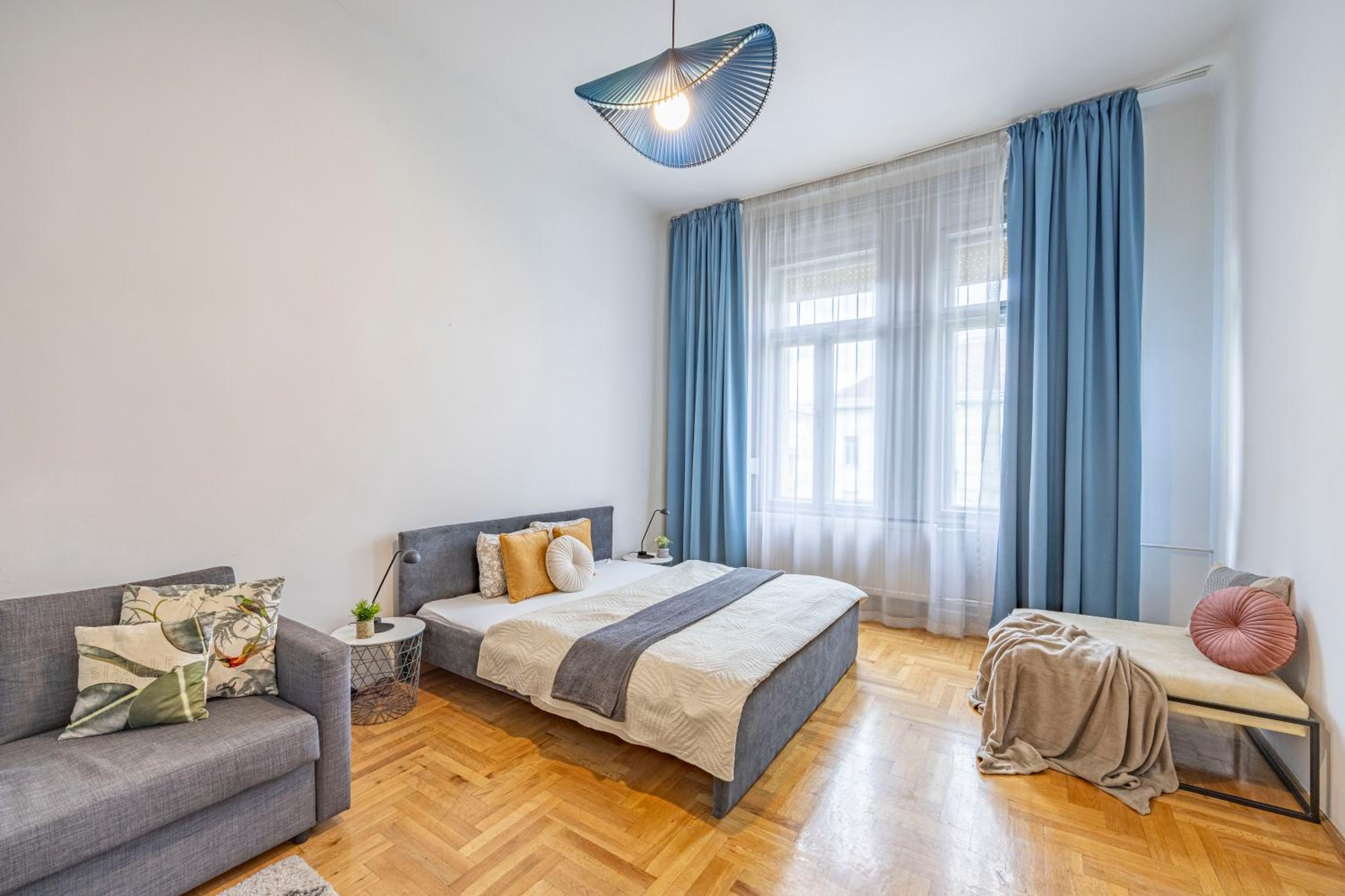 Super Central Cozy Home on the St. Stephen Road view 4