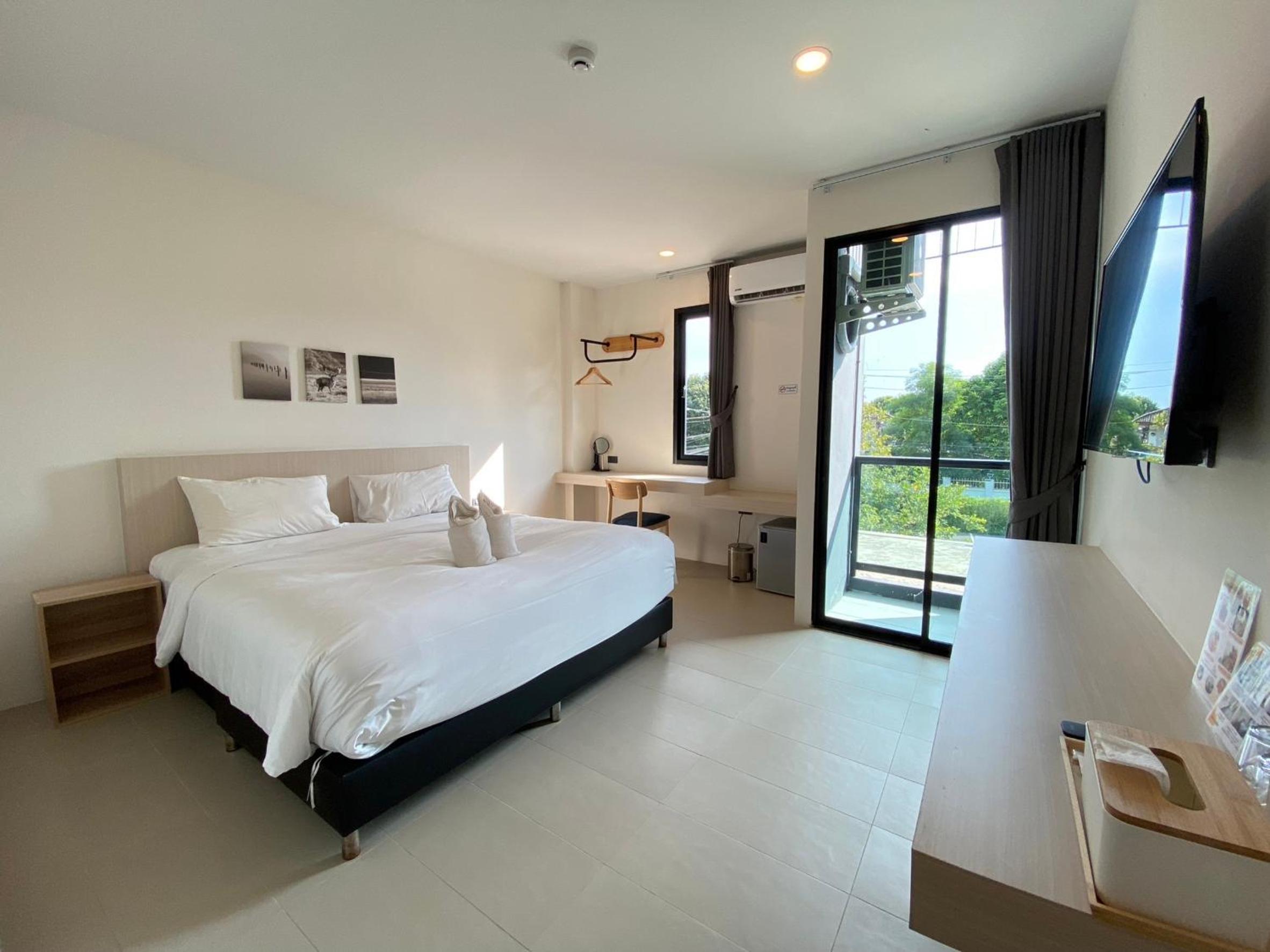 Double J Hotel, Chiang Mai, Thailand - 3