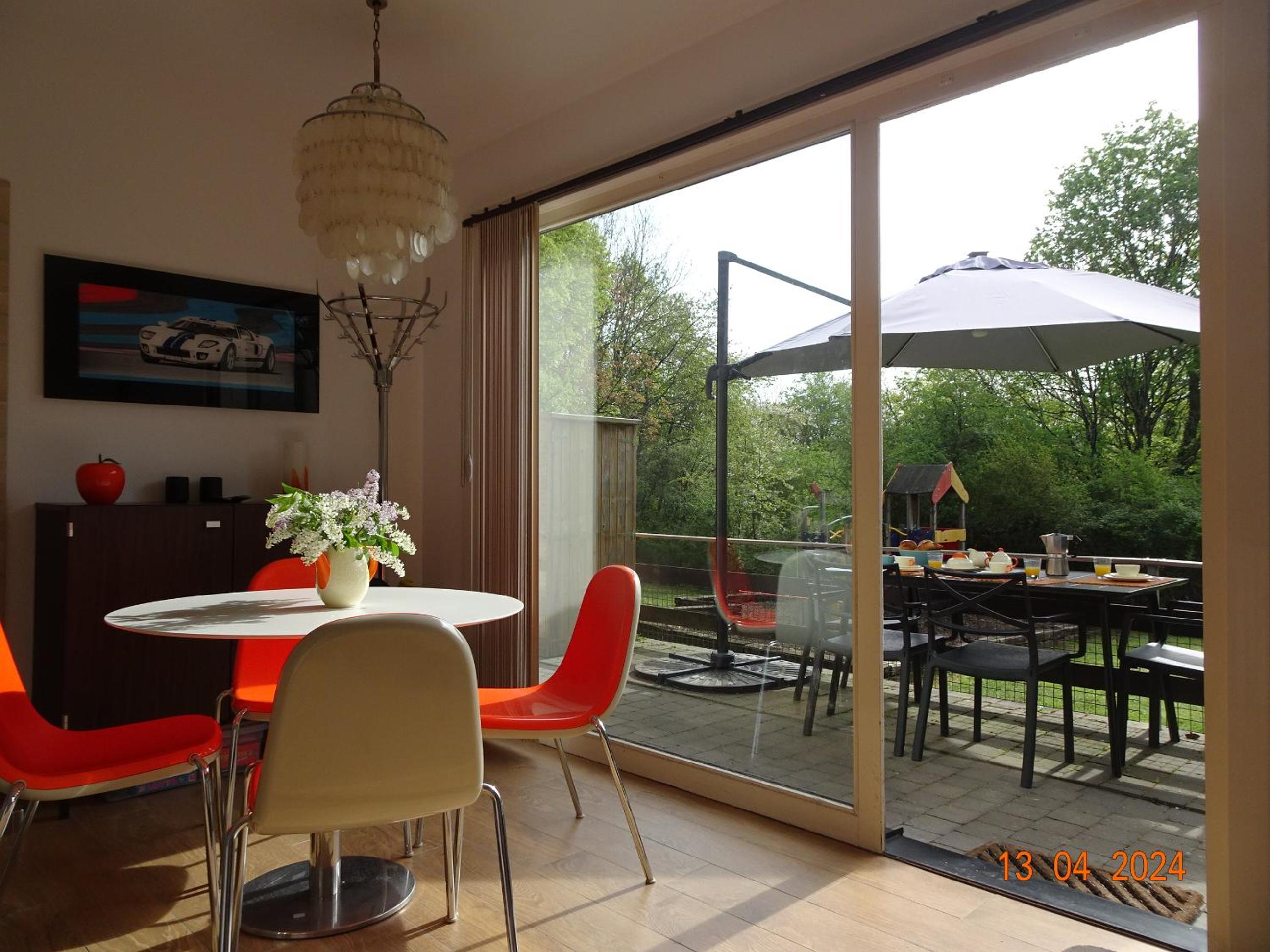 Retro getaway at the Meuse valley