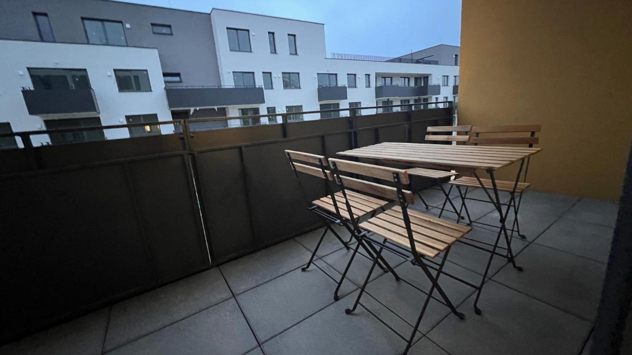 2 room apartment, balcony, new building, 201 view 4