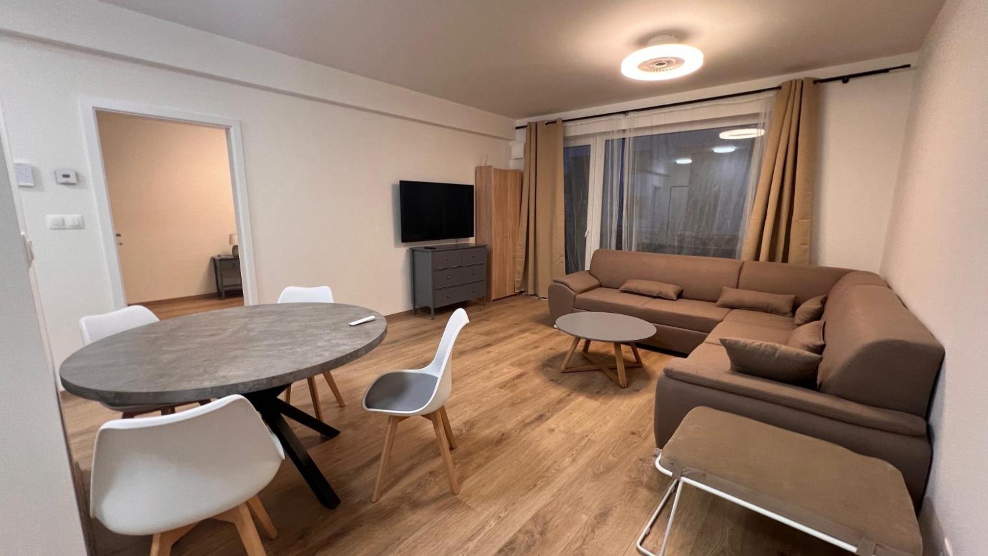 2 room apartment, balcony, new building, 201 view 2