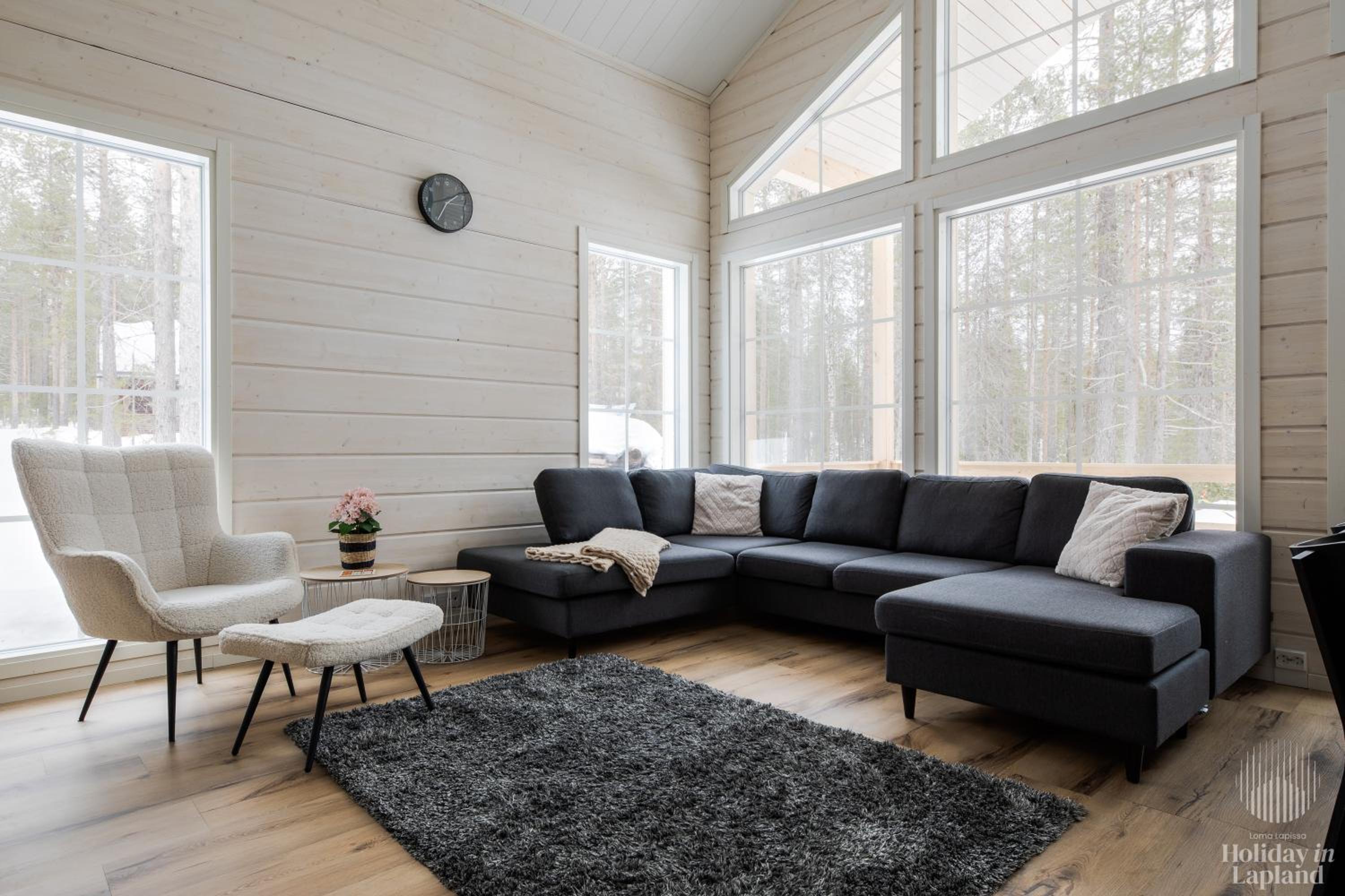 Villa Lapintuuli by Holiday in Lapland