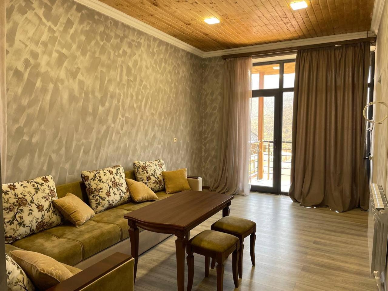Cottages in Dilijan