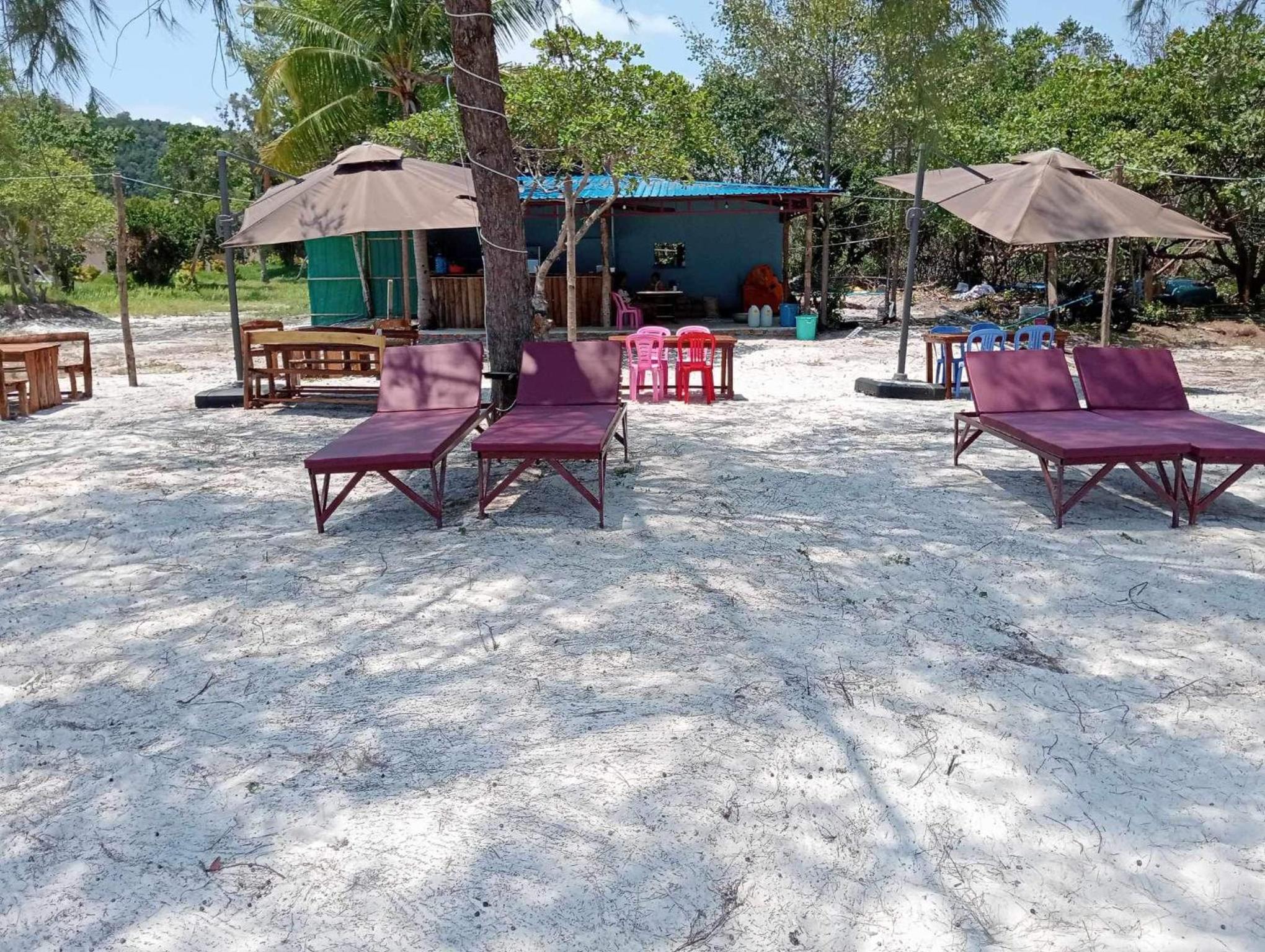 JIJI KOH RONG
