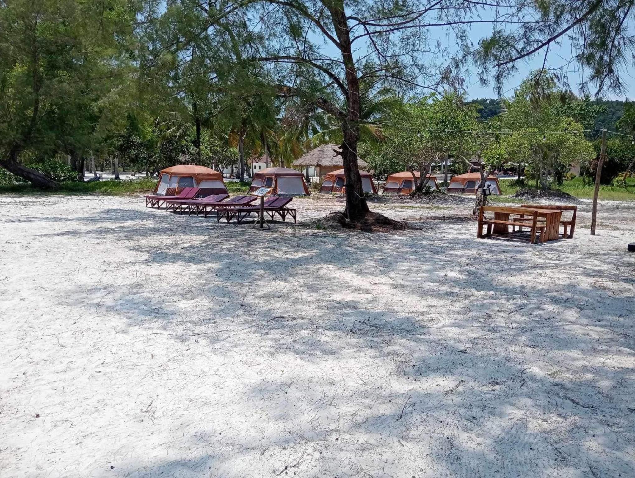 JIJI KOH RONG