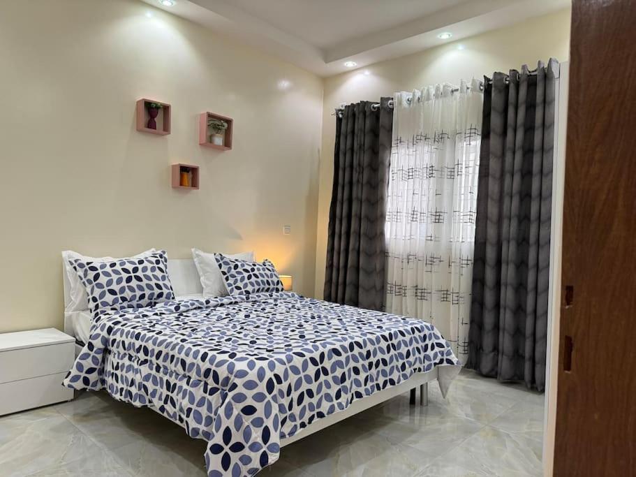 Sall Residence Mbour, Appartement 3 view 3