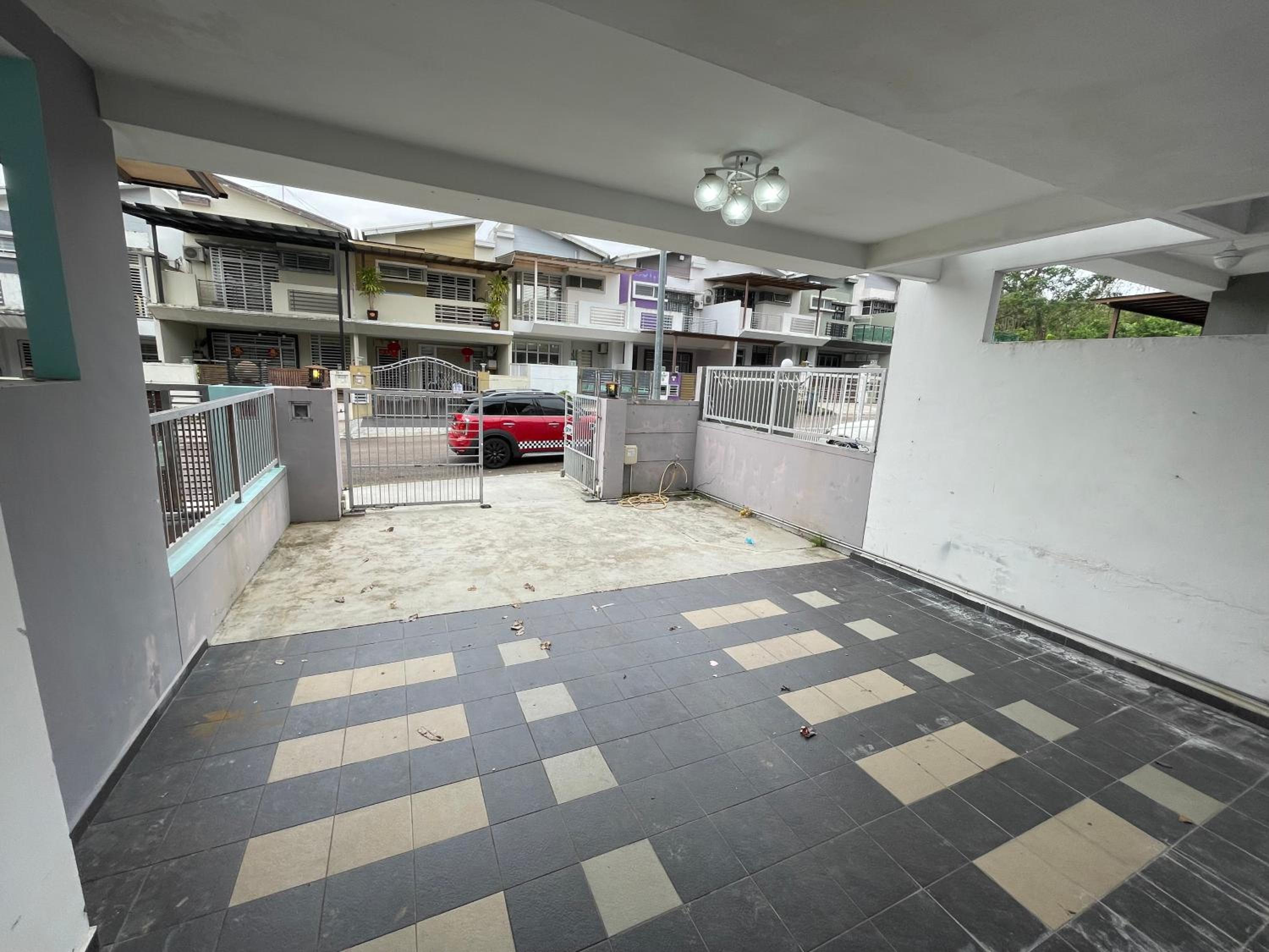 Desa Tebrau 2 5mins IKEA Toppen PeiKin AICC HeLiXuan Restaurant