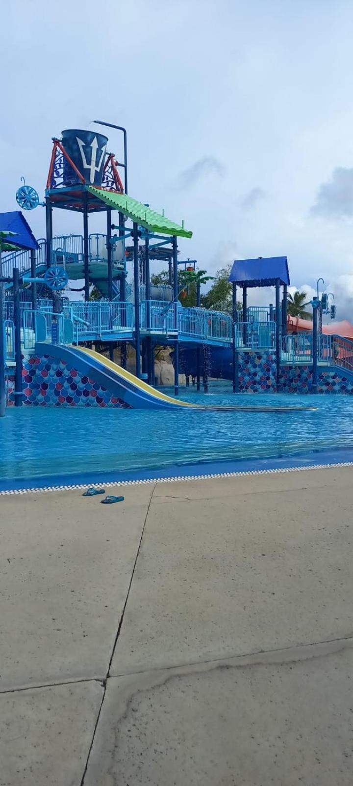 Aqualand Resort Salinas