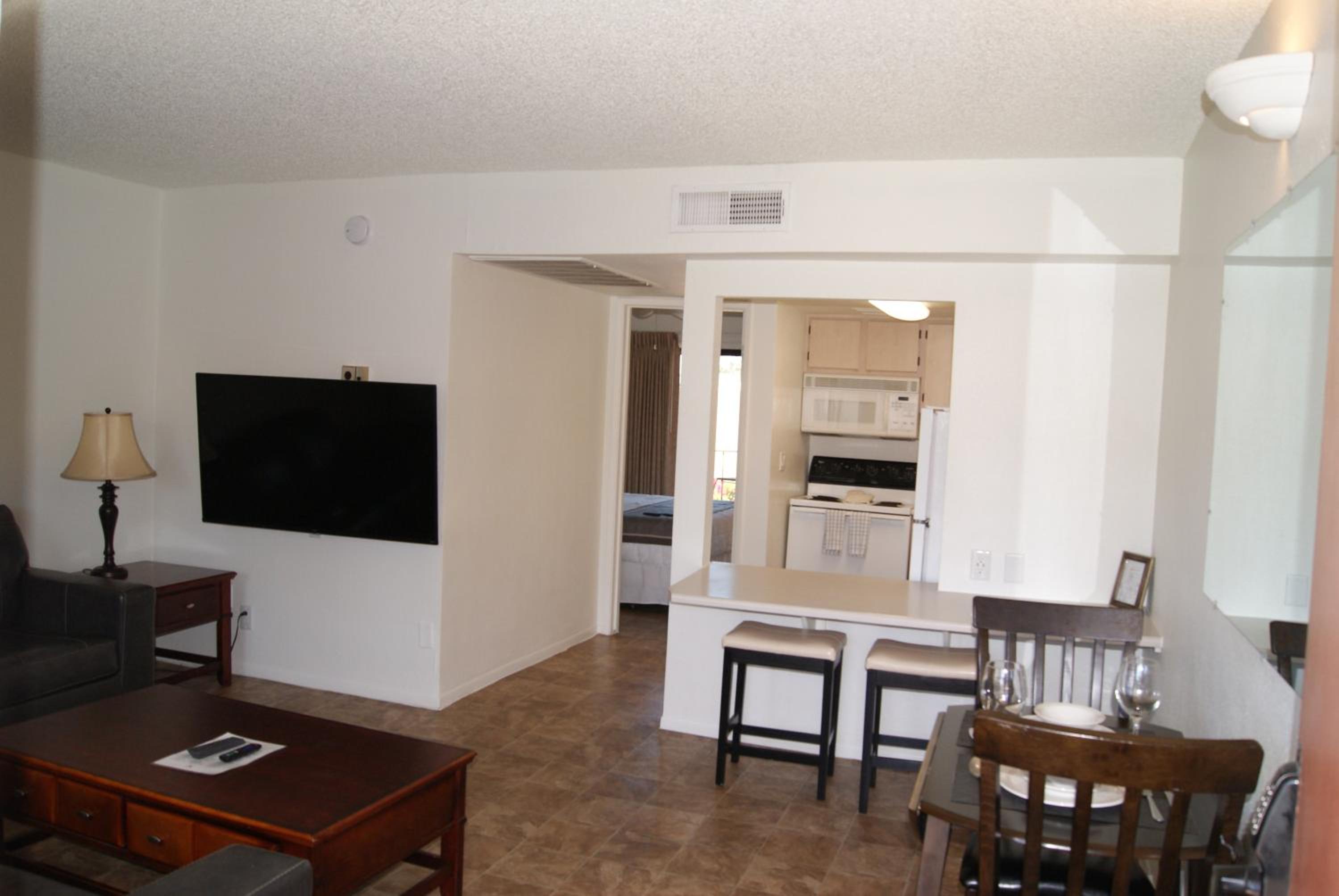 Scottsdale Park Suites - 242 view 3
