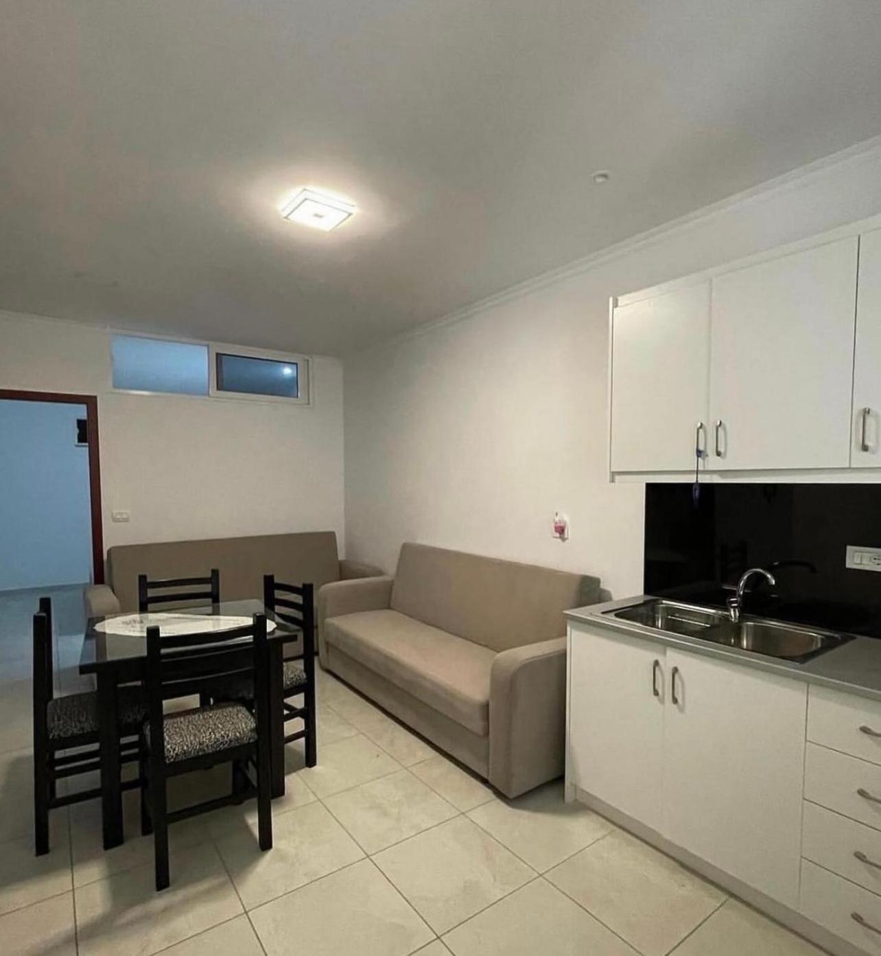 Dauti Apartments