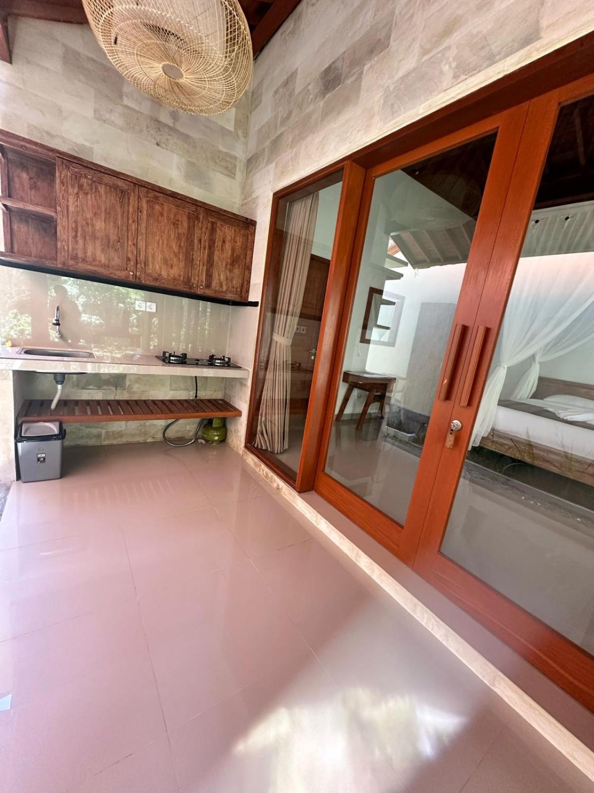 The Alus Cottage and Villa