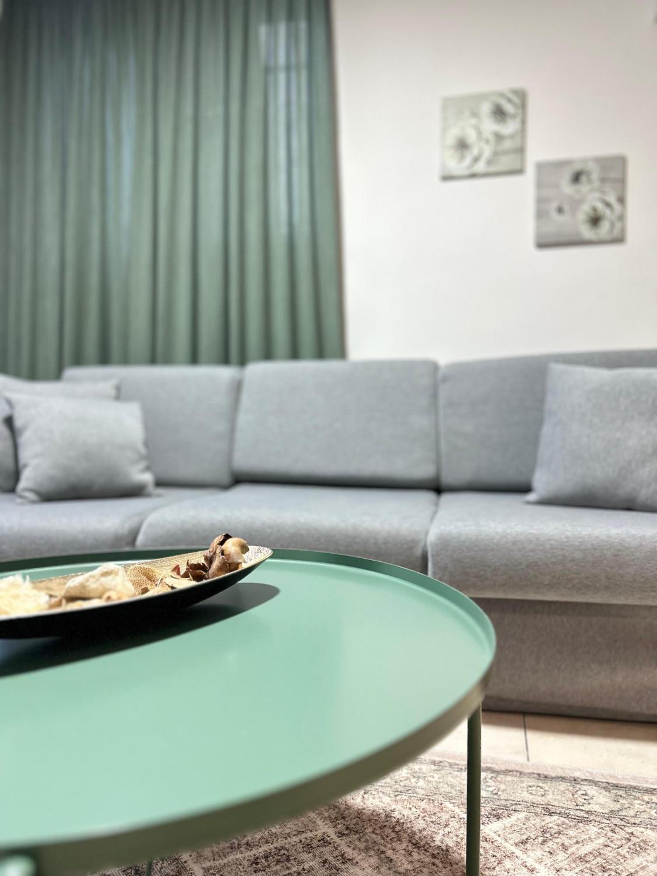 Pazari i Ri: Central Cozy Stay