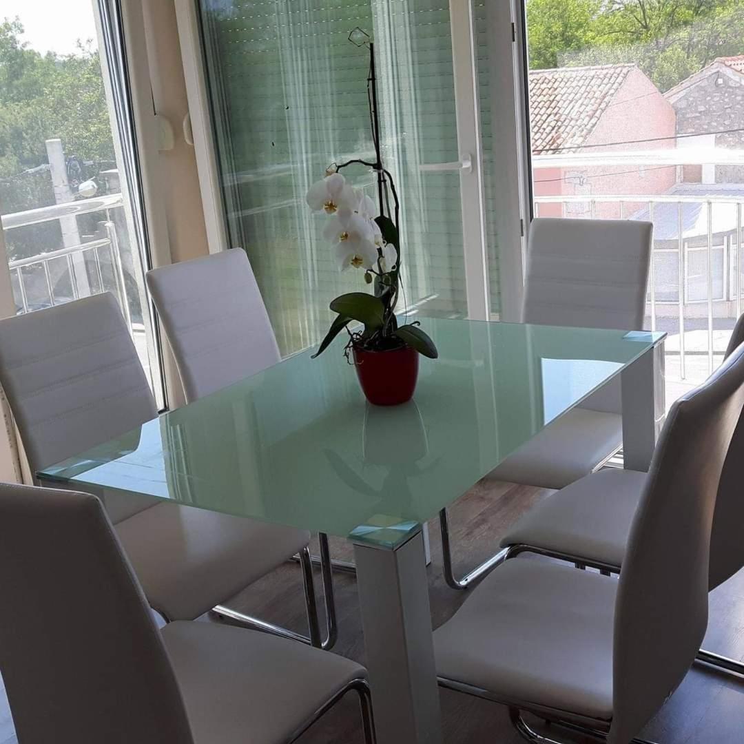 Apartmani Karla