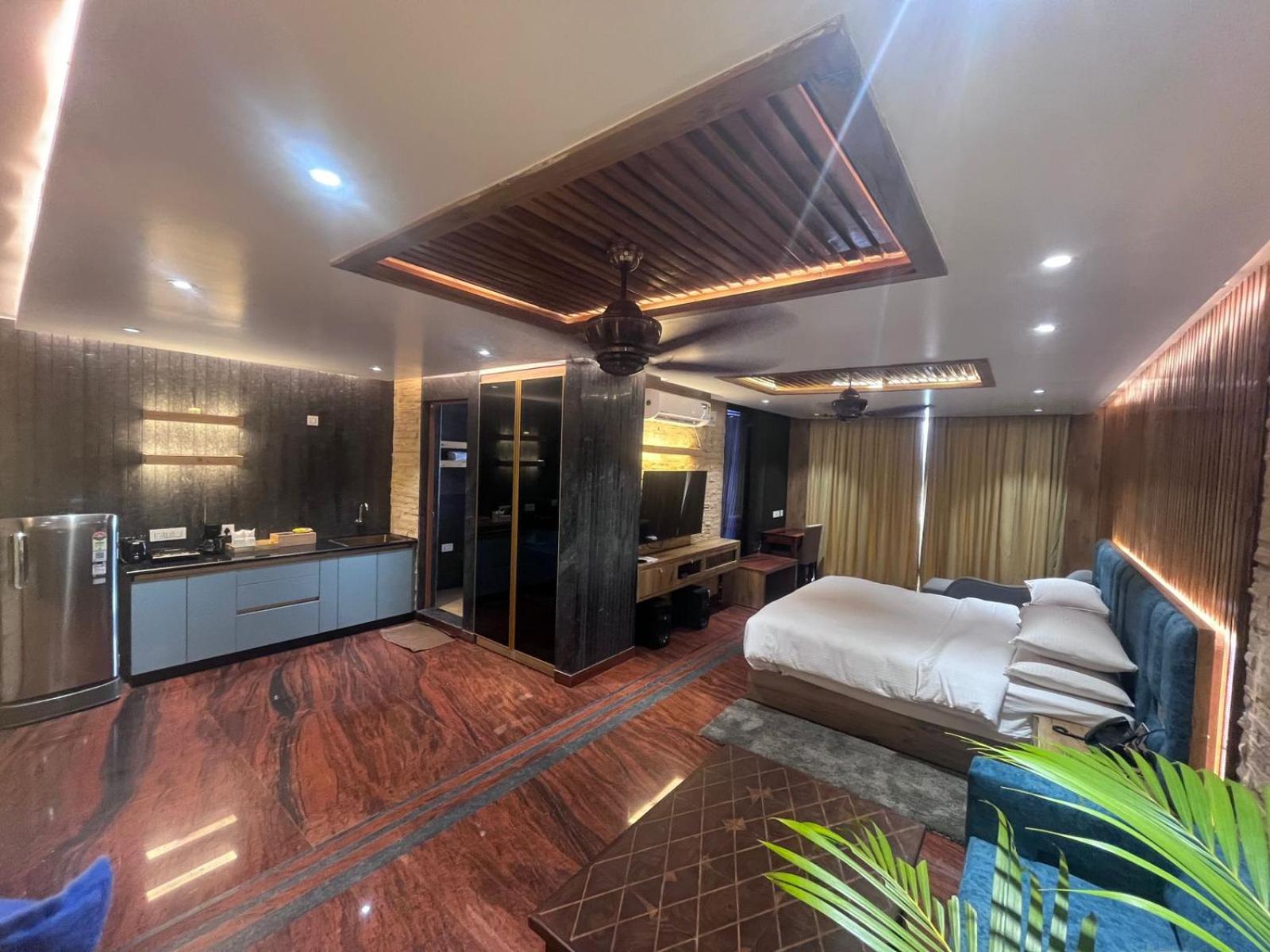 Kudle Beach View Resort And Spa Gokarna