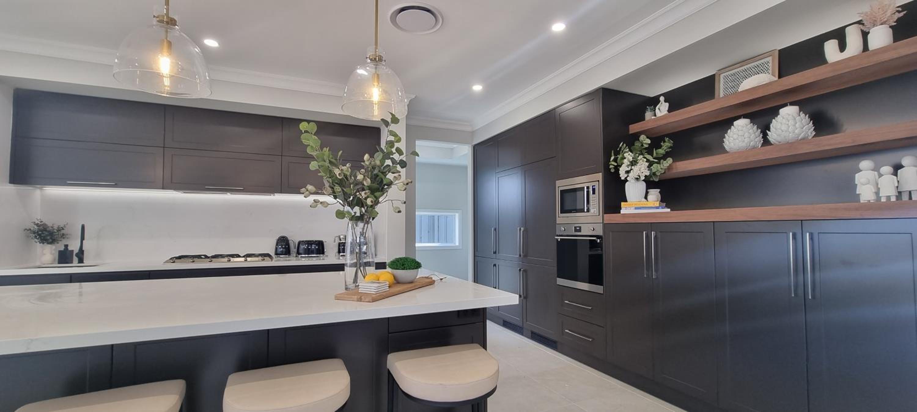 Luxury Hampton House with Heated pool