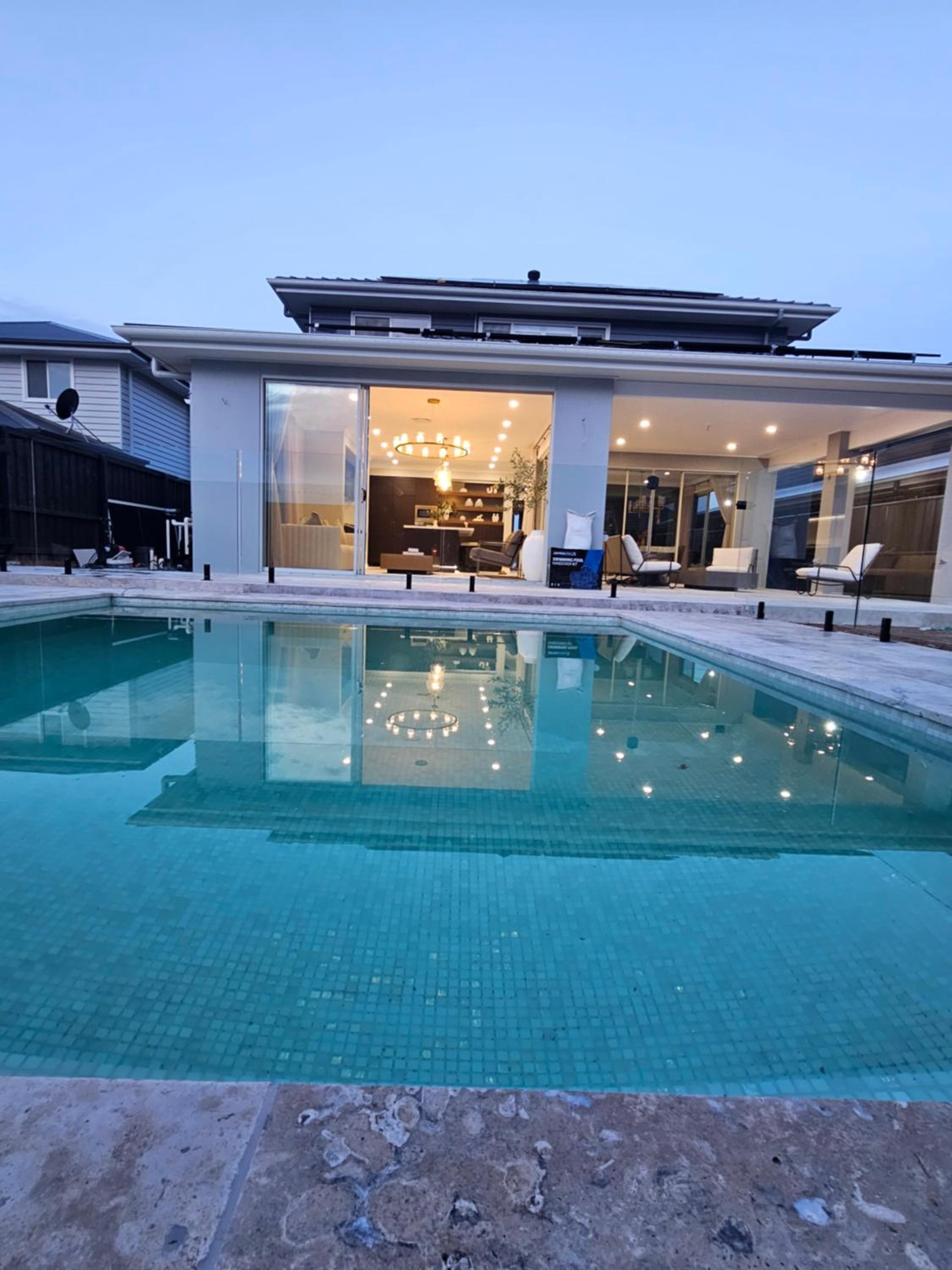 Luxury Hampton House with Heated pool
