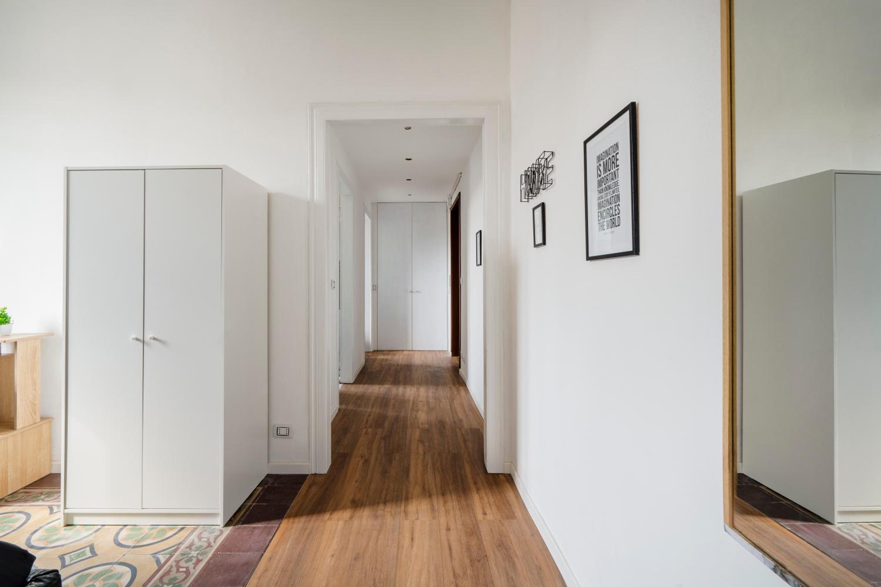 Monza Center, Milan - 1 min to Station - Wifi, AC