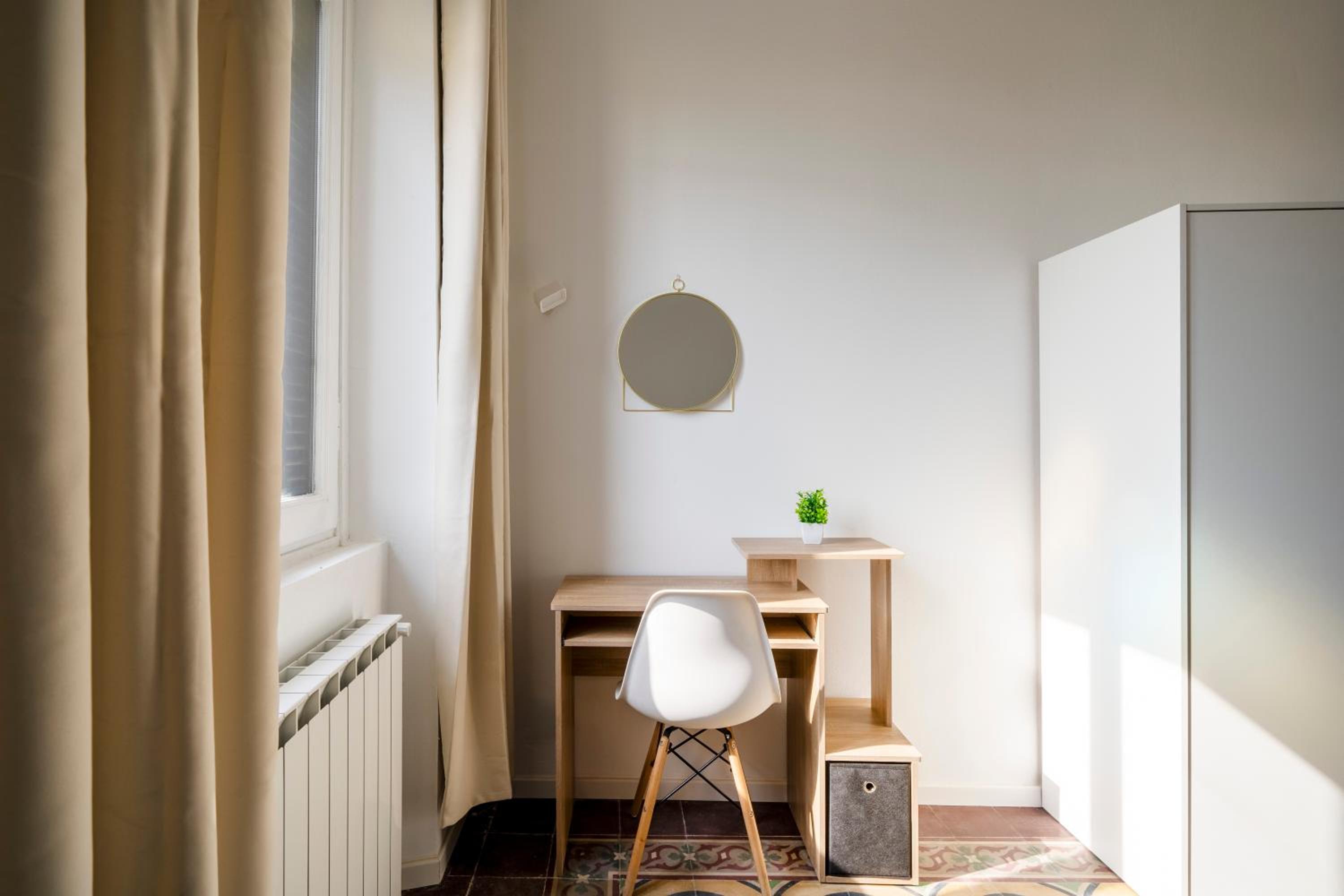 Monza Center, Milan - 1 min to Station - Wifi, AC