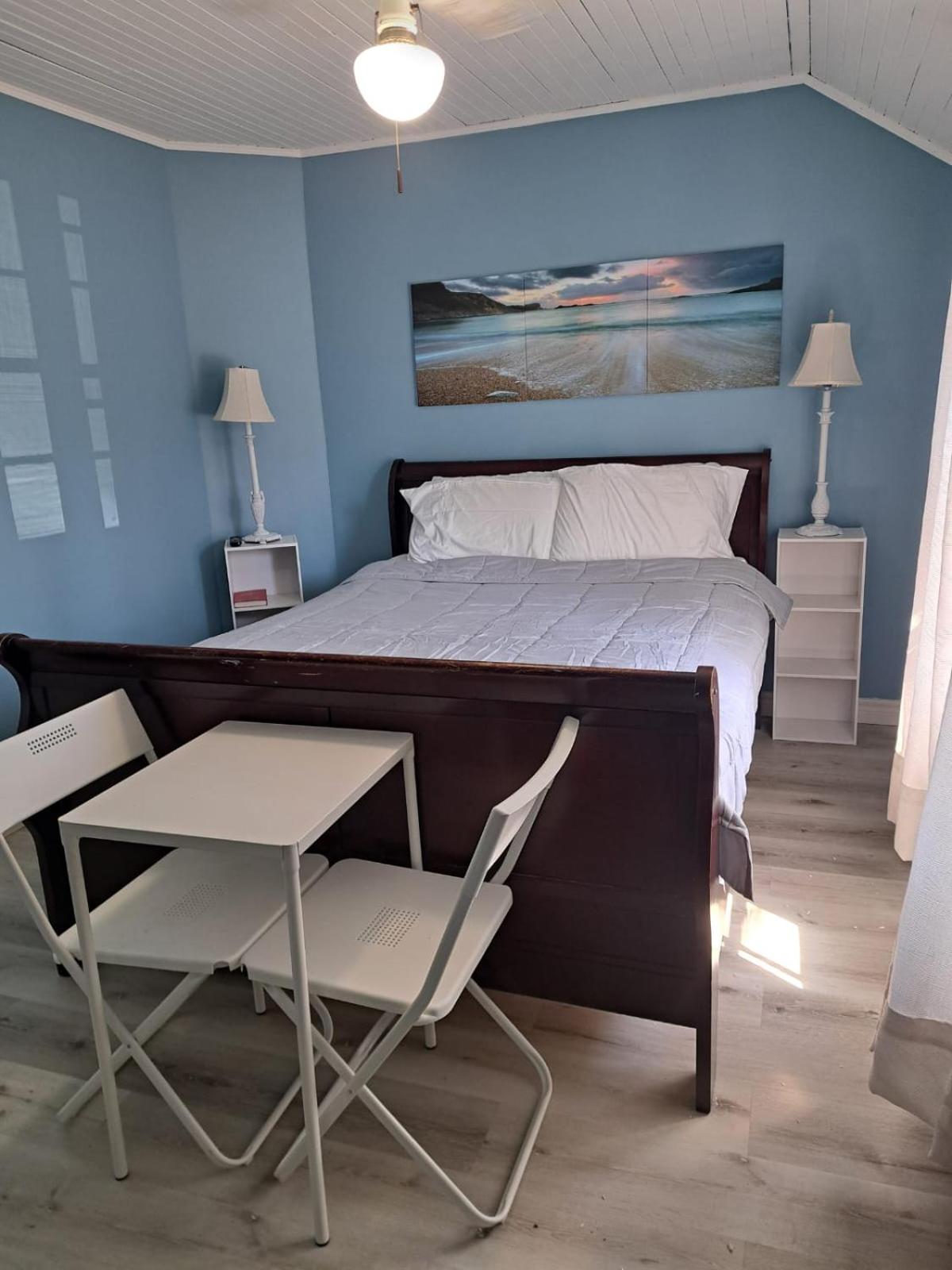 Windspire Inn