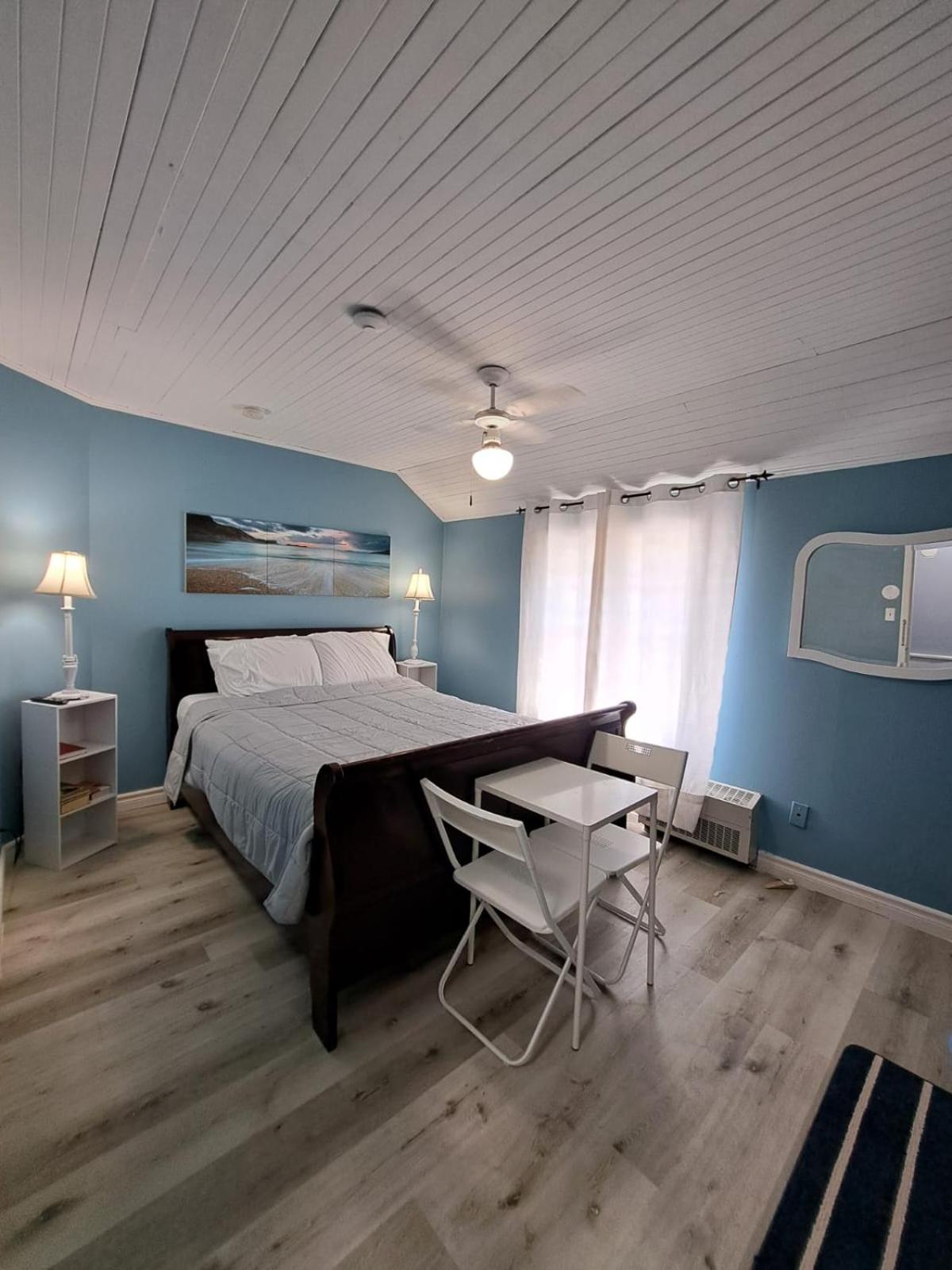 Windspire Inn