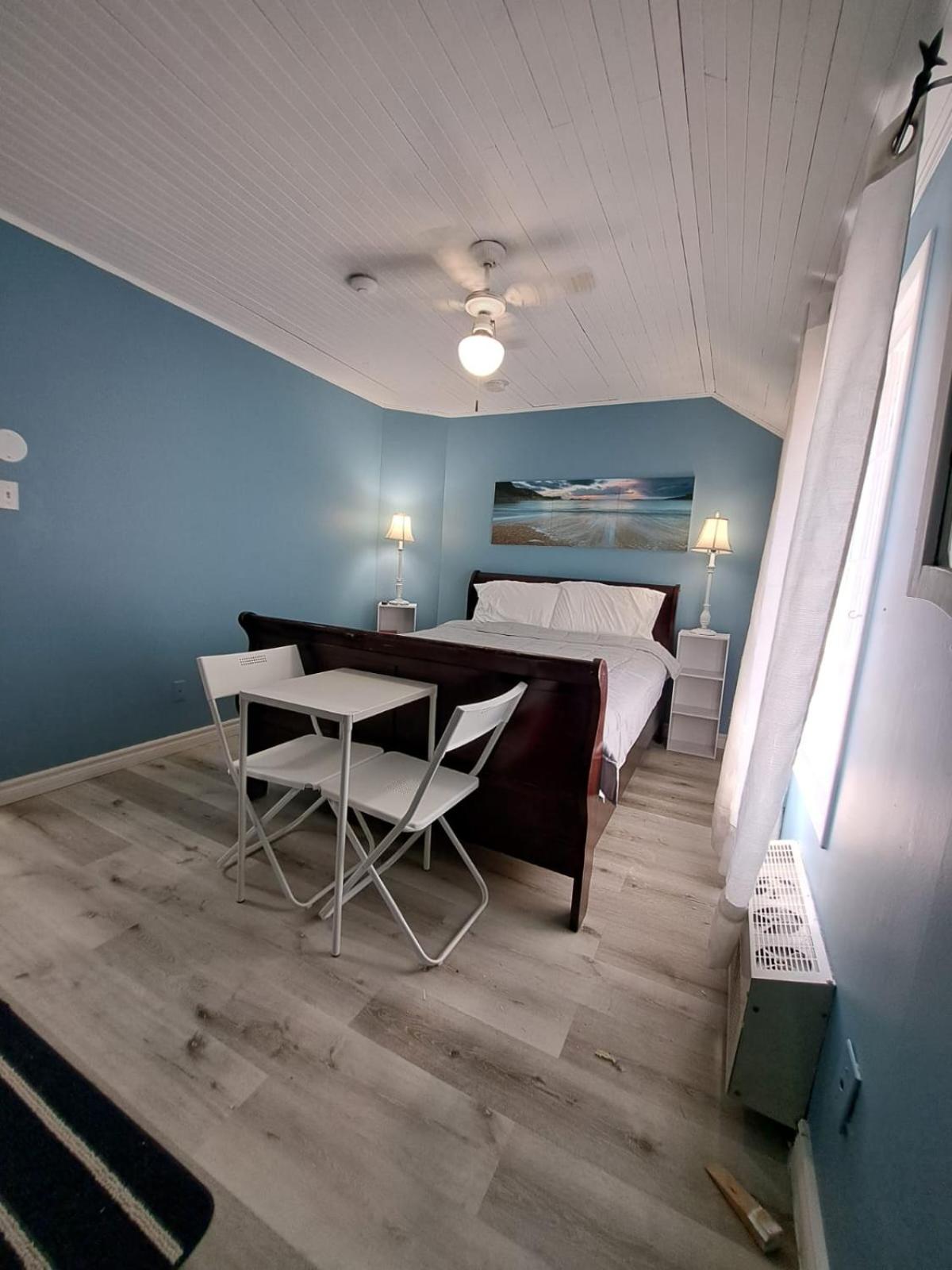 Windspire Inn