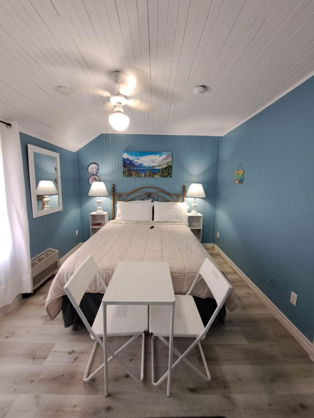 Windspire Inn
