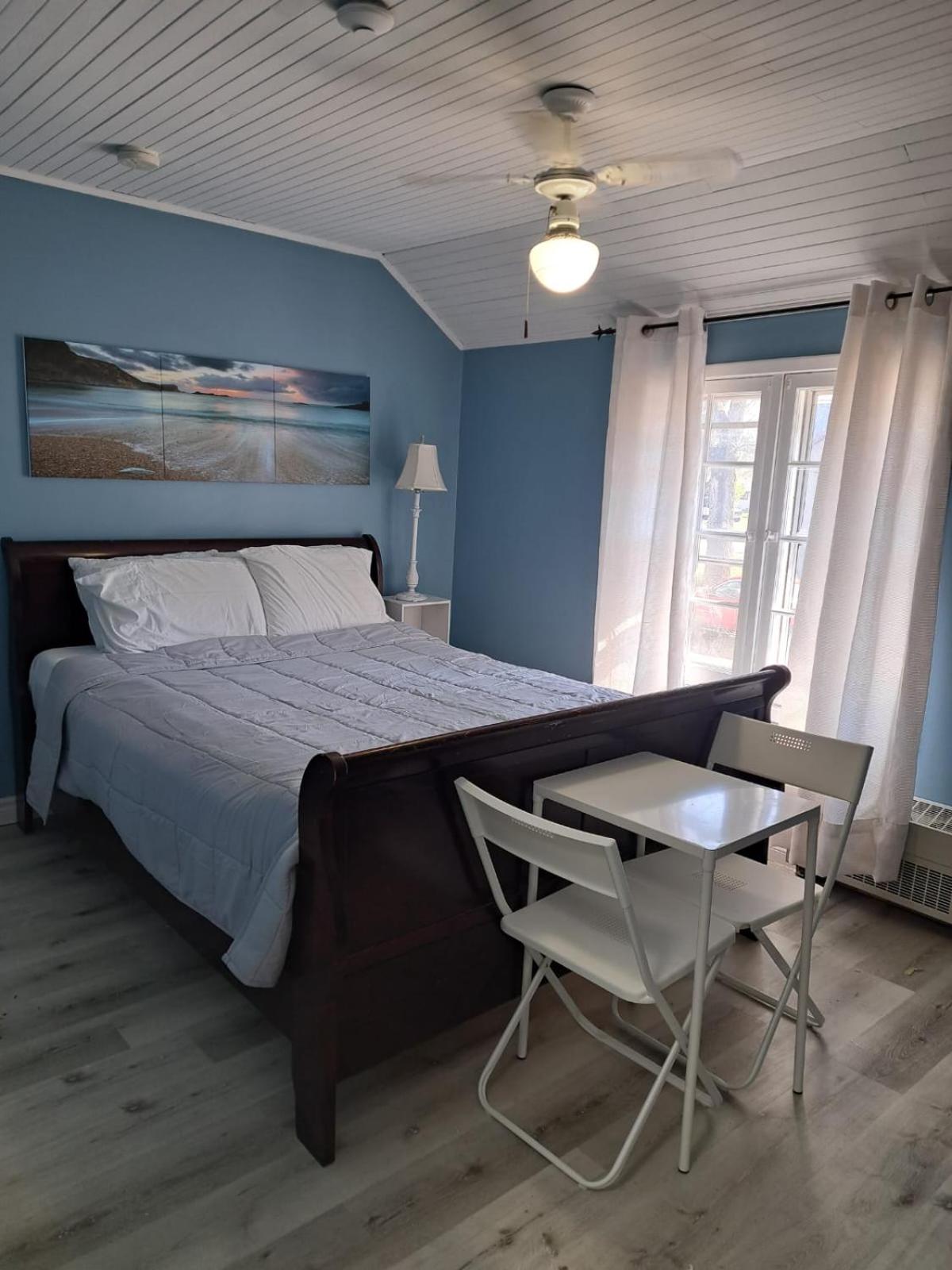 Windspire Inn