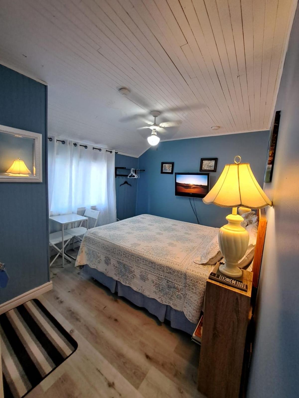 Windspire Inn