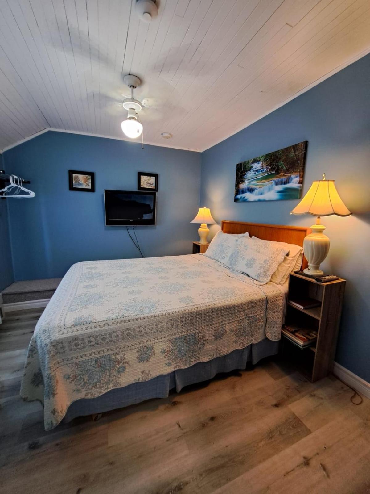 Windspire Inn