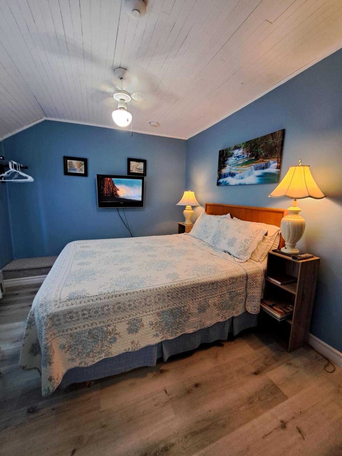 Windspire Inn