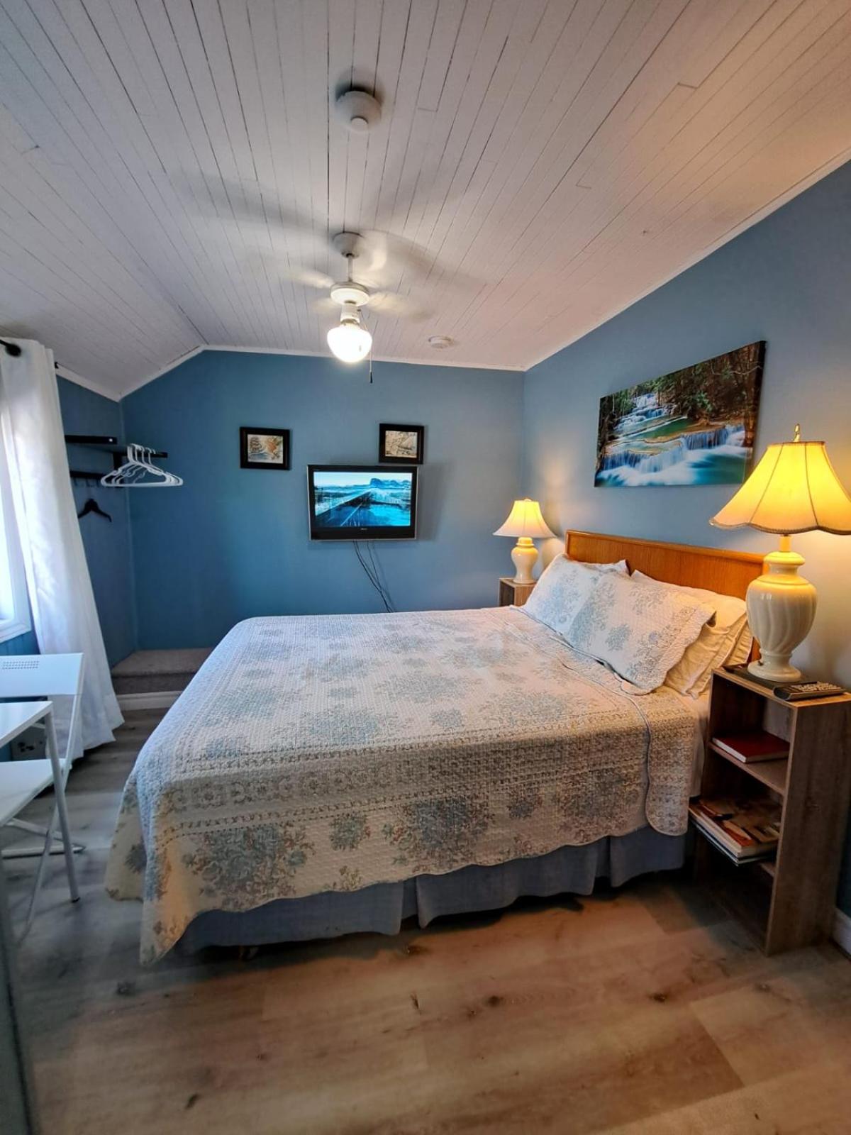 Windspire Inn