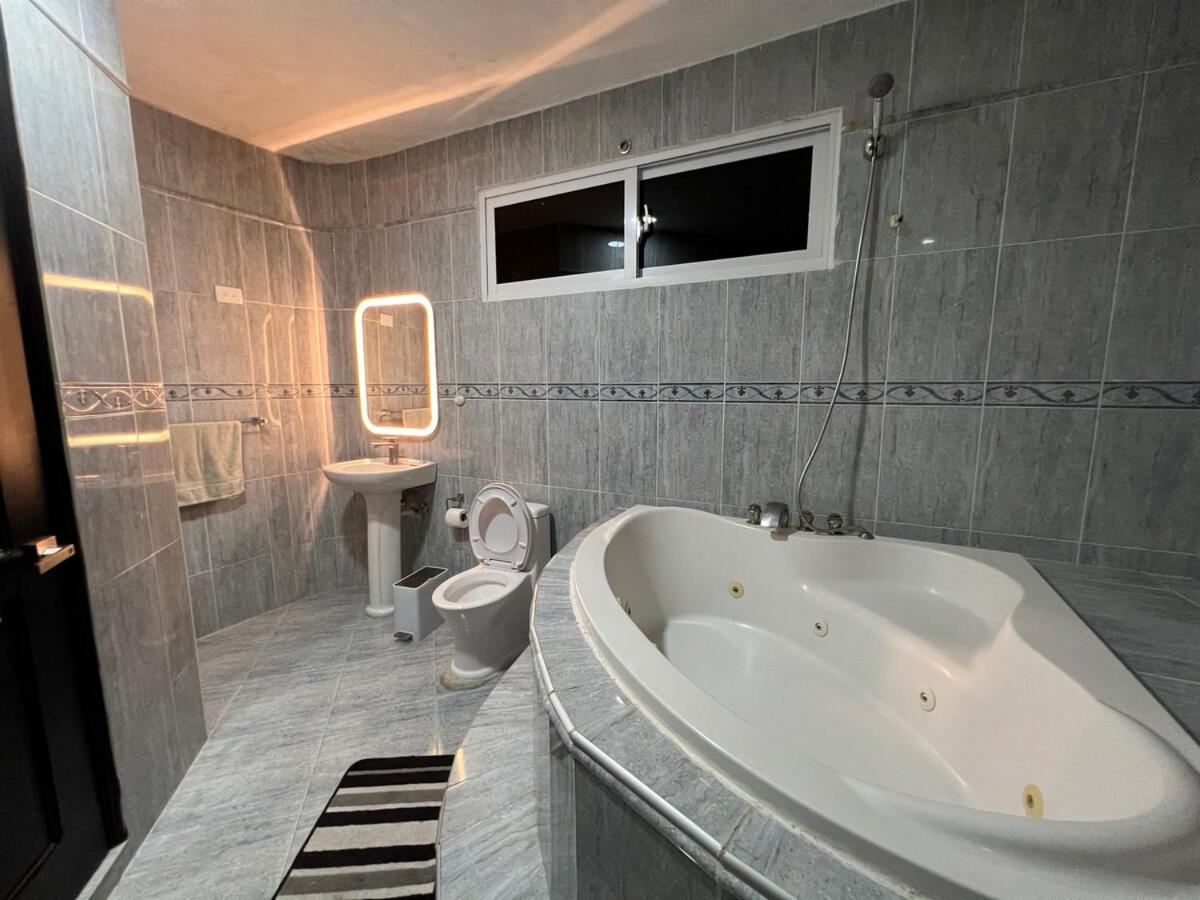 Penthouse en el Monumento con jacuzzi-sauna-billar
