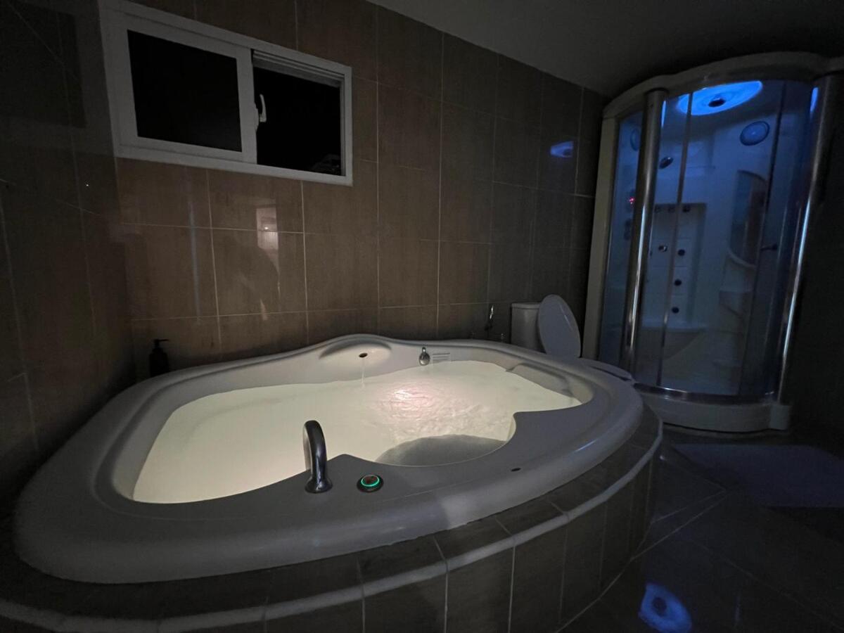Penthouse en el Monumento con jacuzzi-sauna-billar