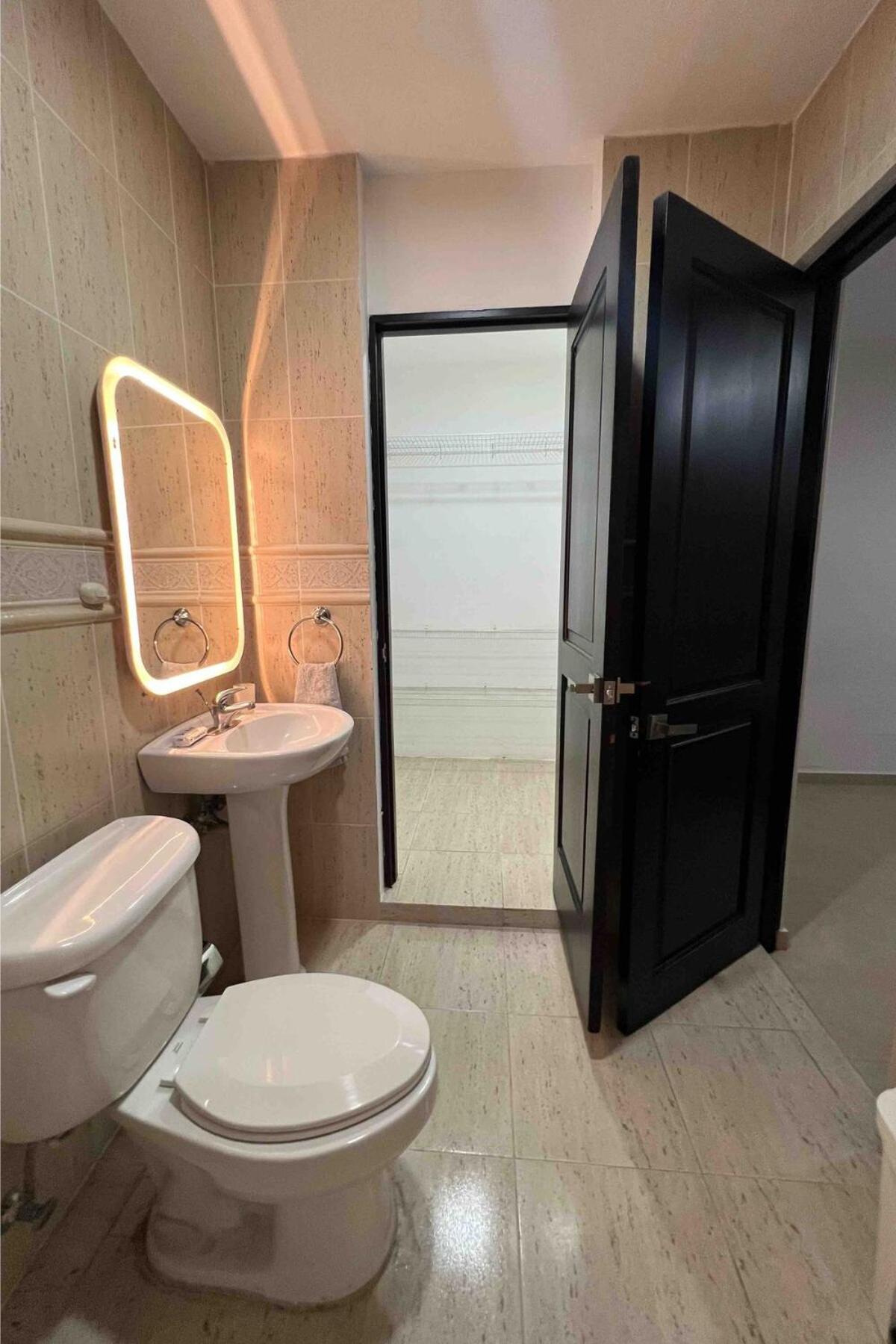 Penthouse en el Monumento con jacuzzi-sauna-billar