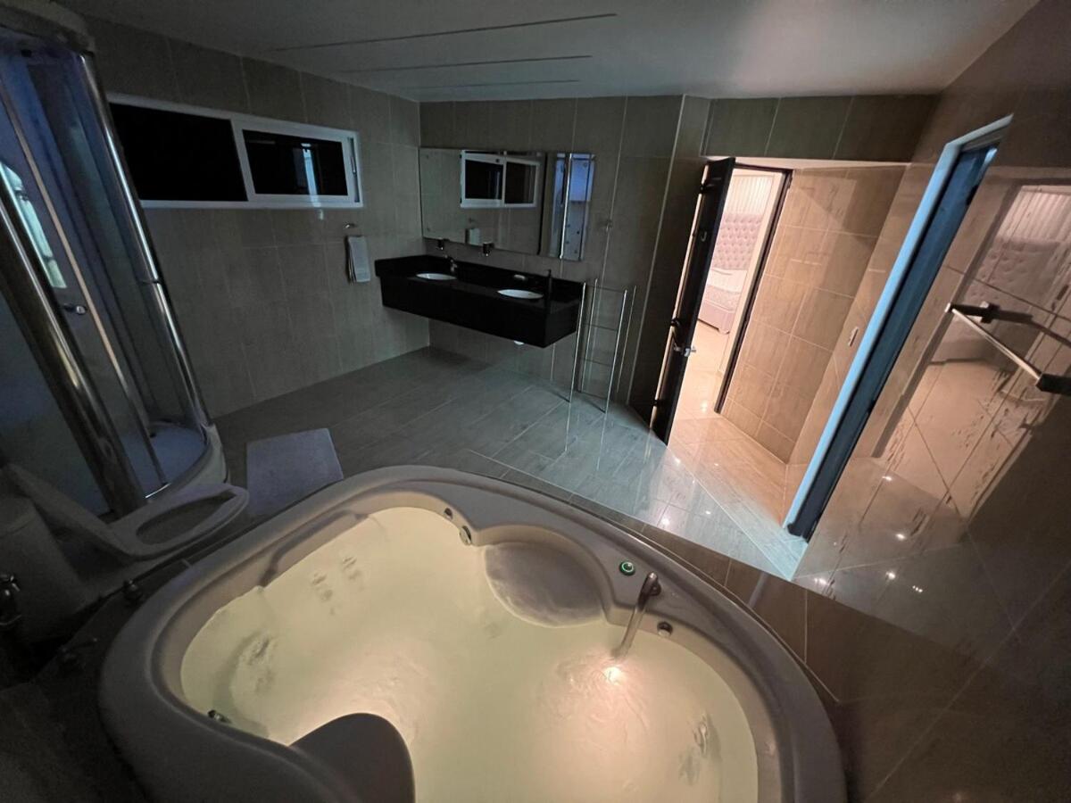 Penthouse en el Monumento con jacuzzi-sauna-billar