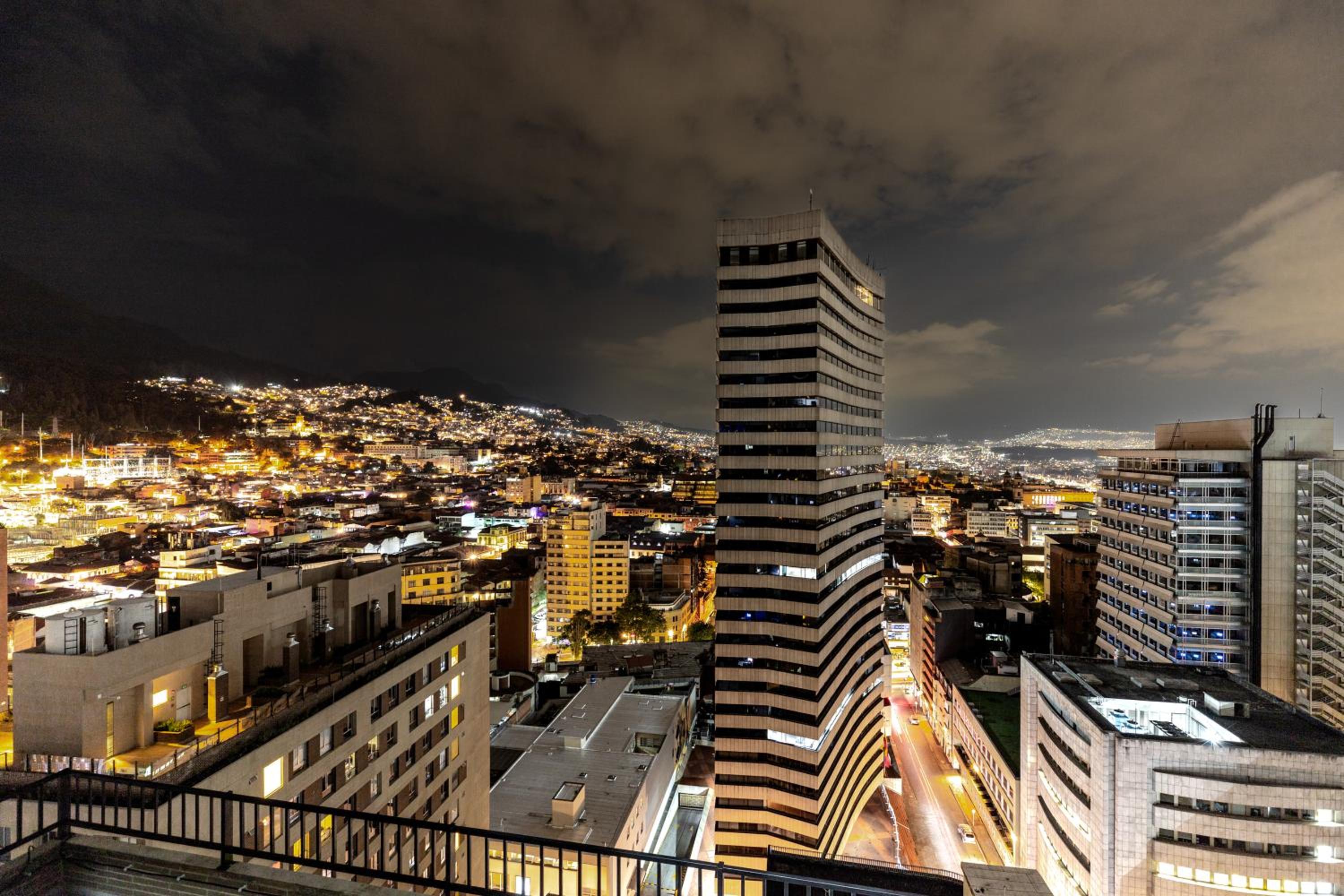 Apartamento de Lujo en Centro con Vista a la Ciudad