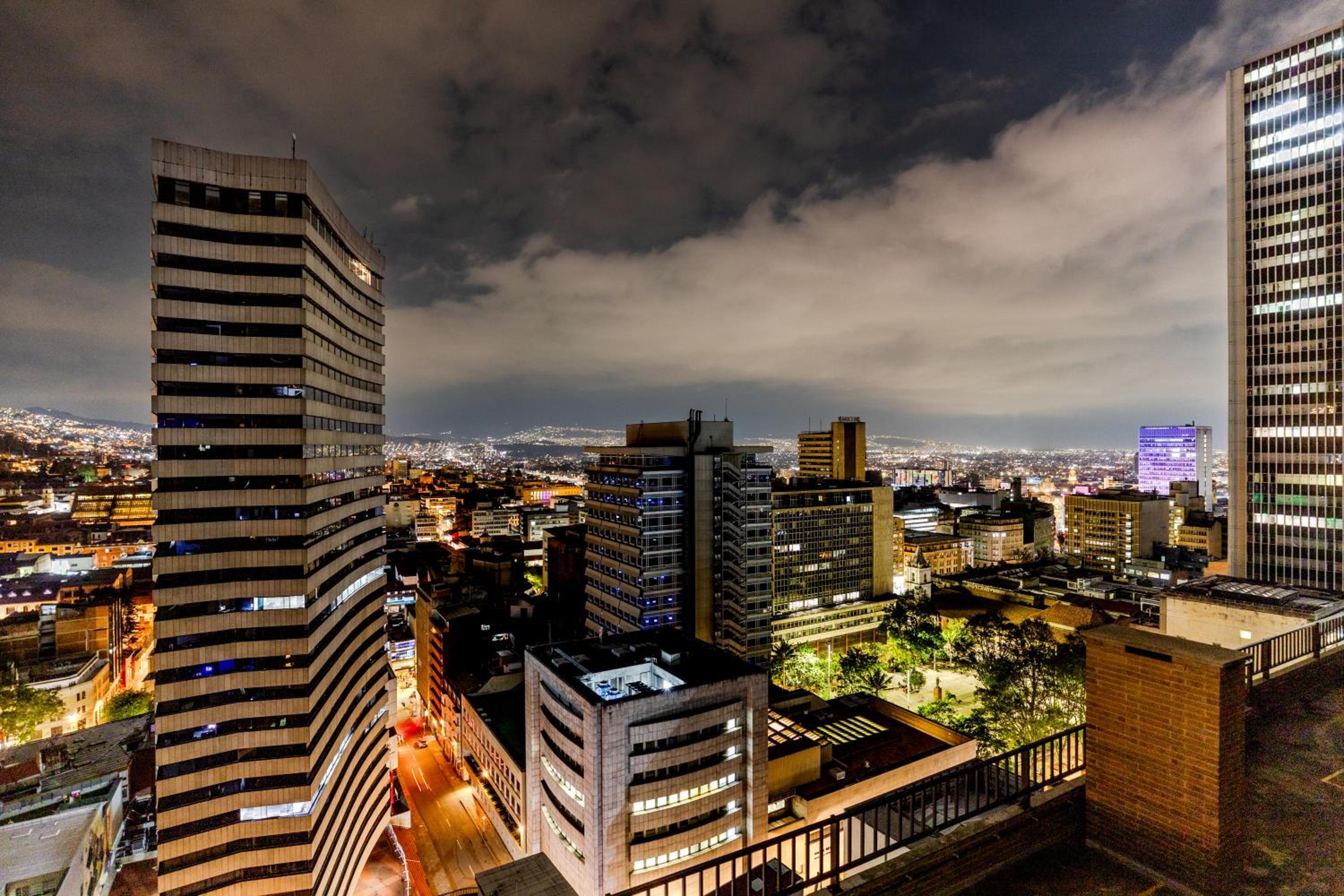Apartamento de Lujo en Centro con Vista a la Ciudad