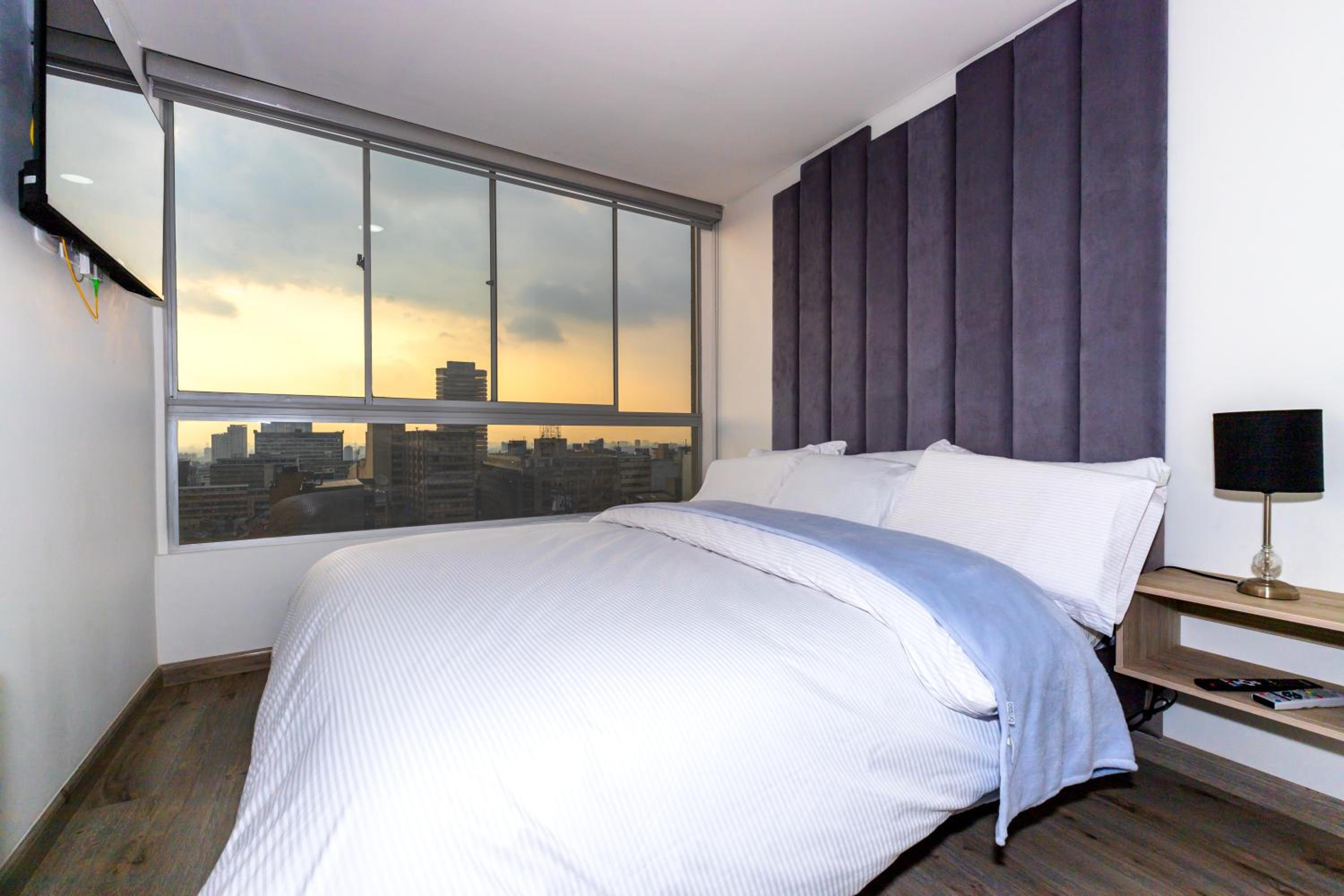 Apartamento de Lujo en Centro con Vista a la Ciudad