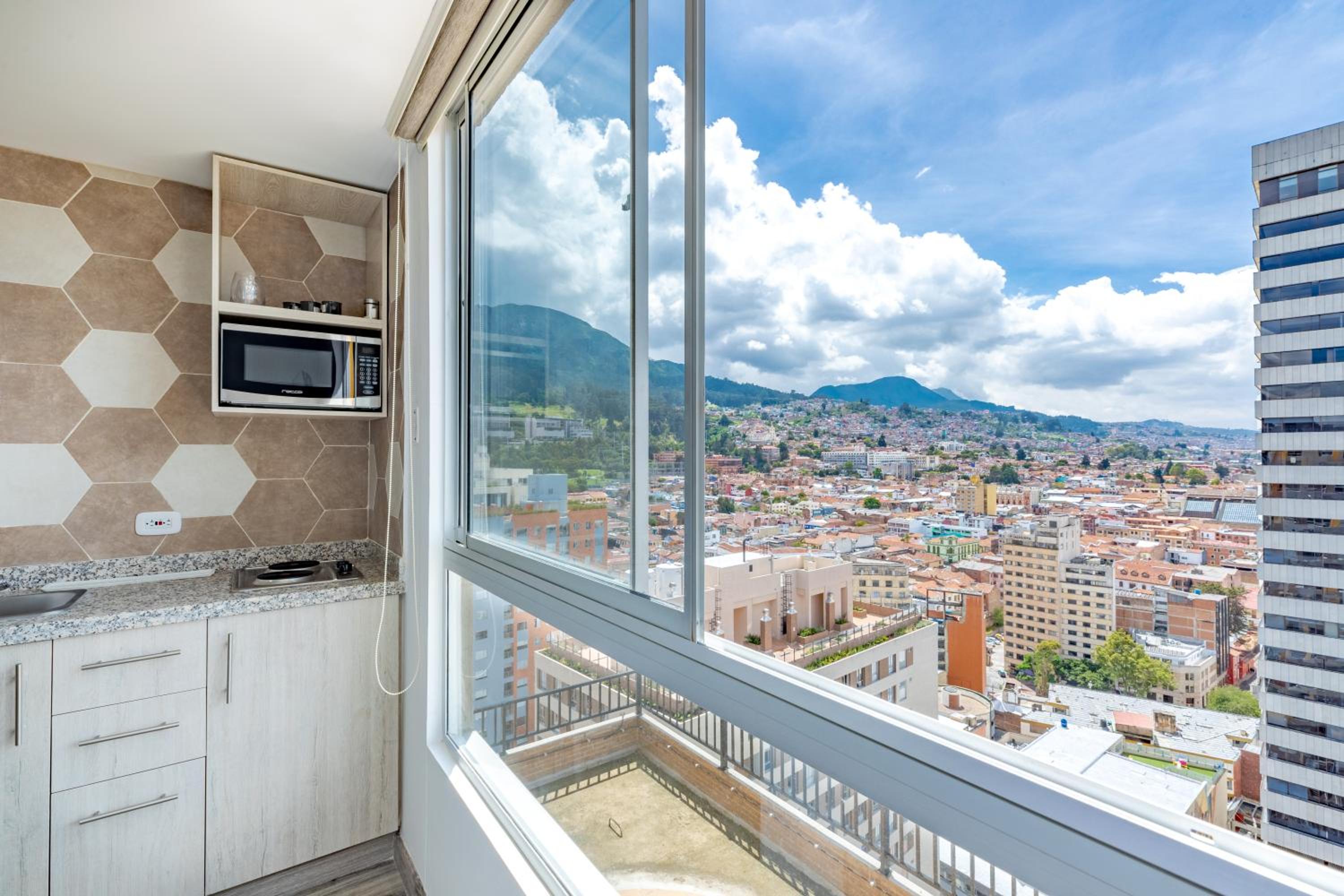 Apartamento de Lujo en Centro con Vista a la Ciudad