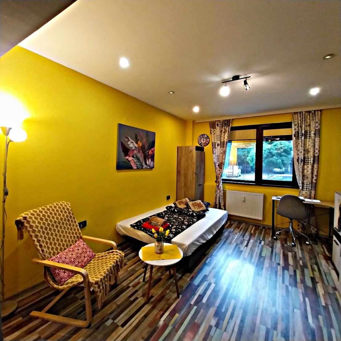 Heart of Sofia Residence - Optional Paid parking