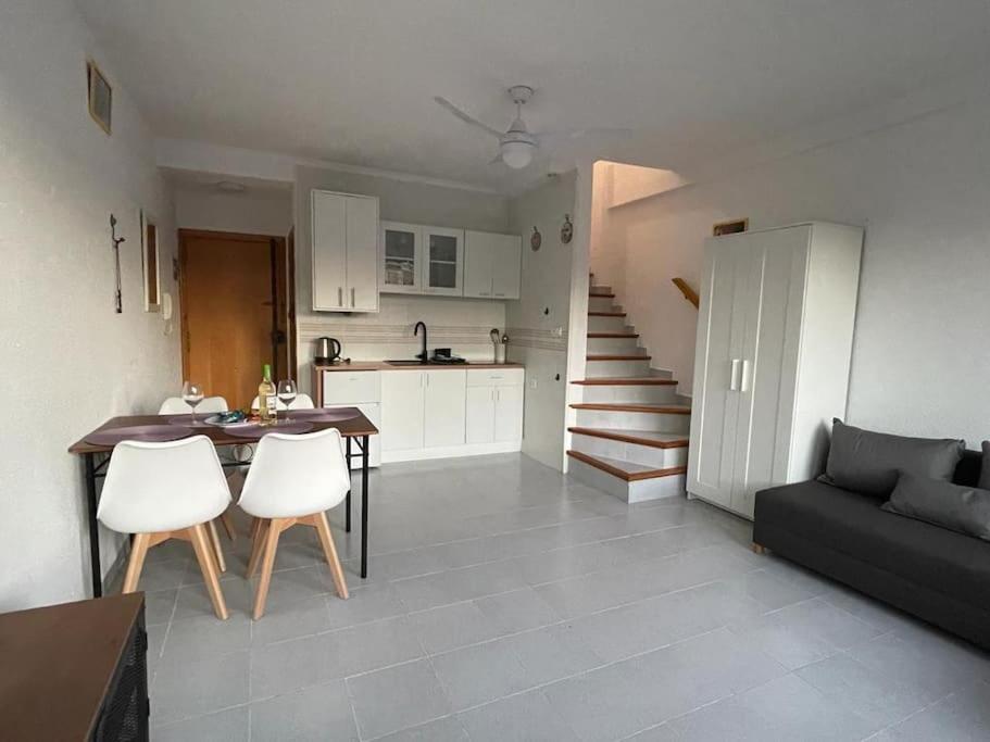 Spacious, two-storey apartment Paraíso Del Mar with pool view 2