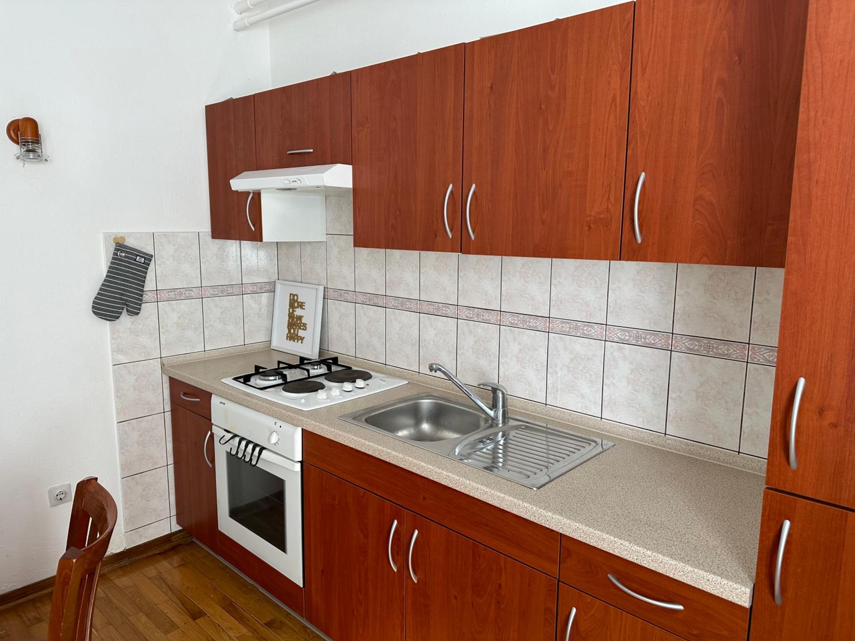 Sunny Hill Apartment