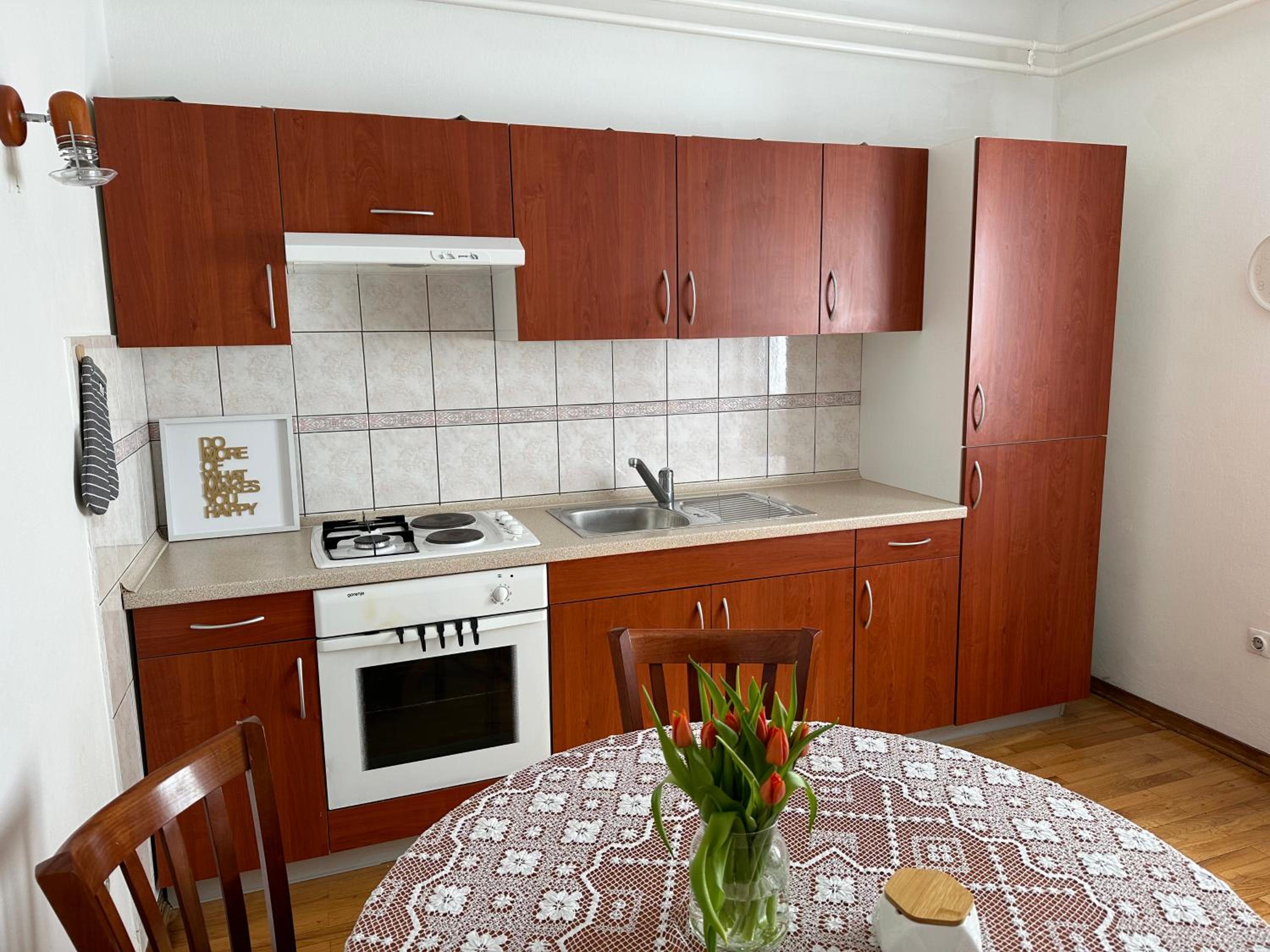 Sunny Hill Apartment
