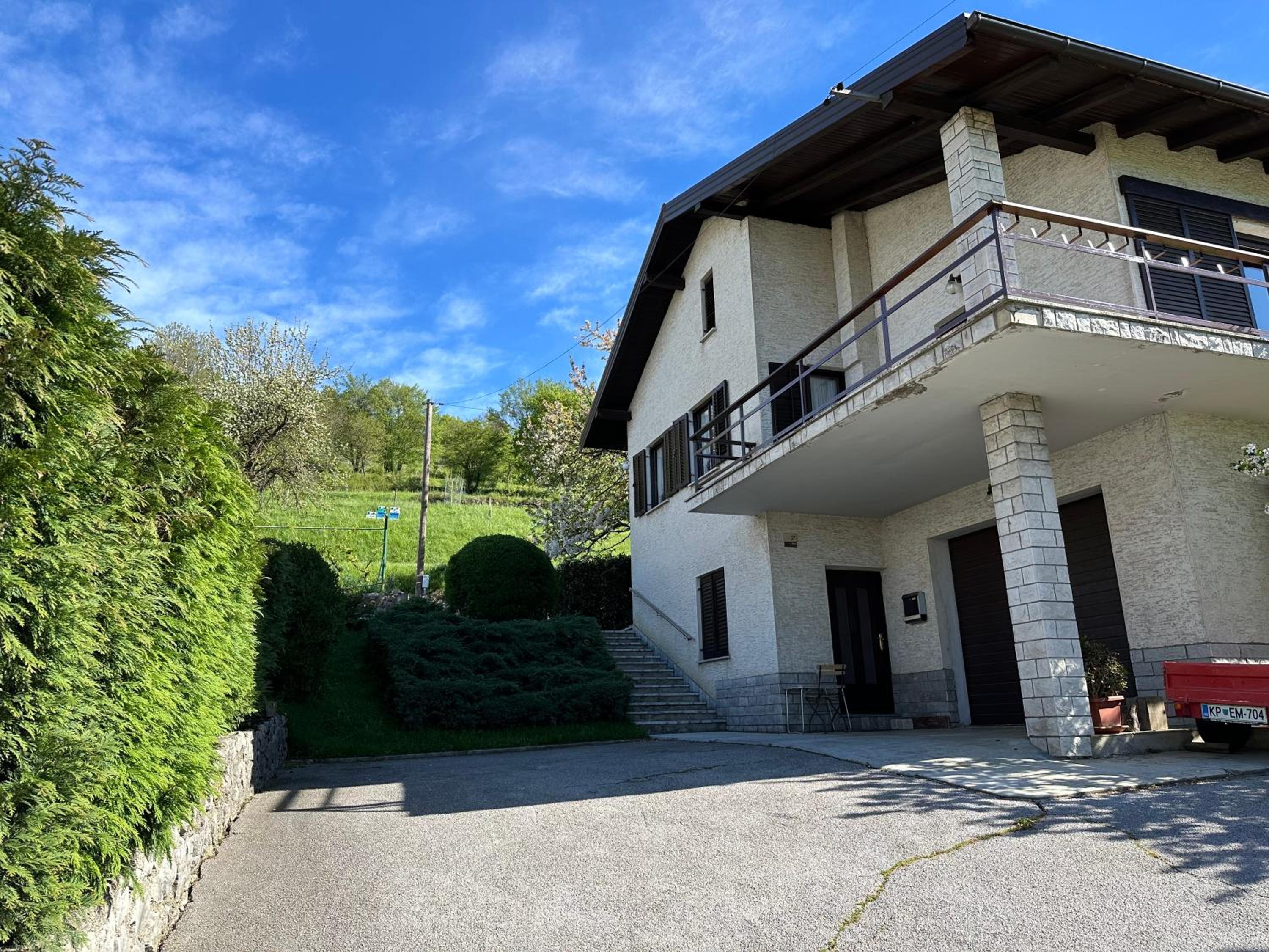 Sunny Hill Apartment
