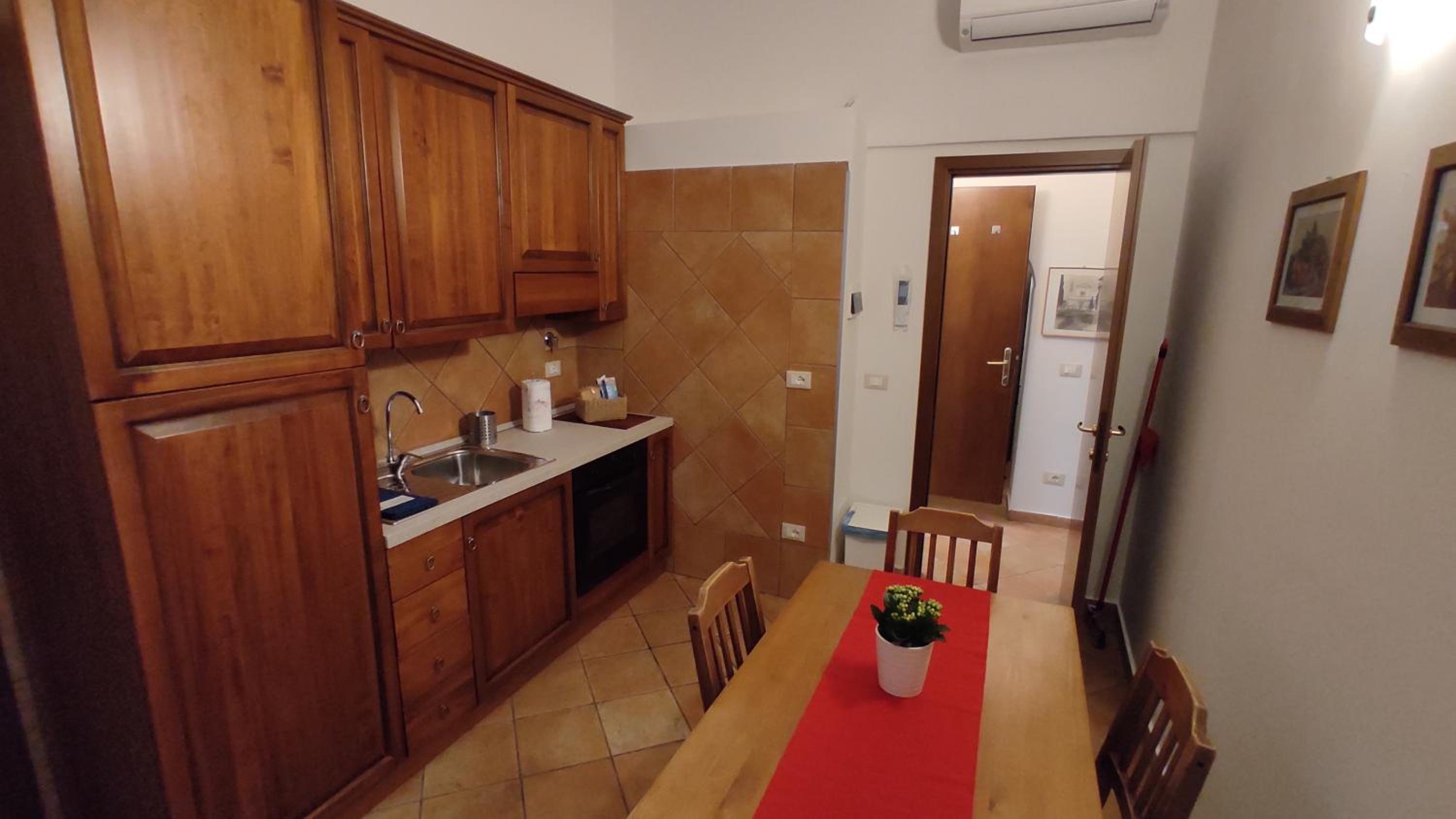 Calzaioli Apartment - Steps from the Duomo