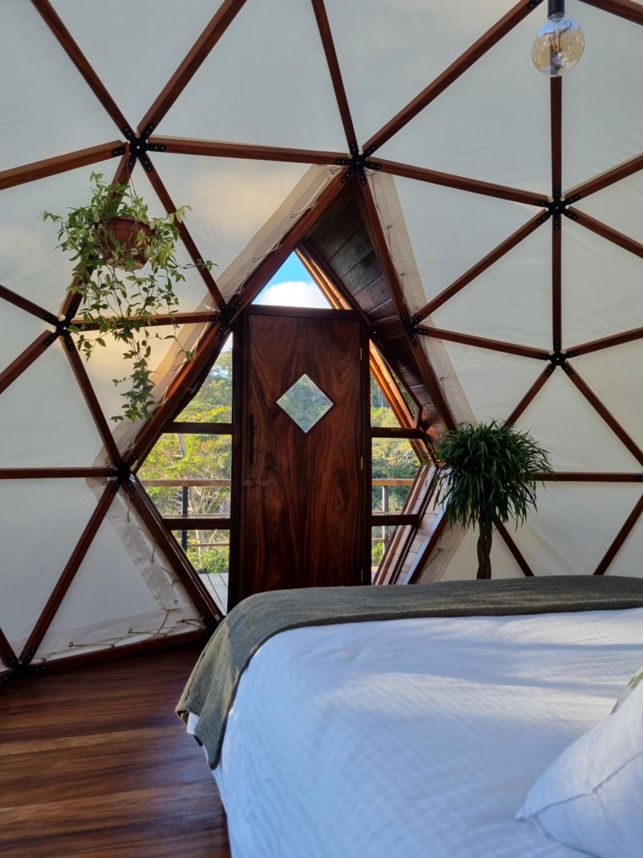 NATURAVE - Into the woods - Mountain cabins